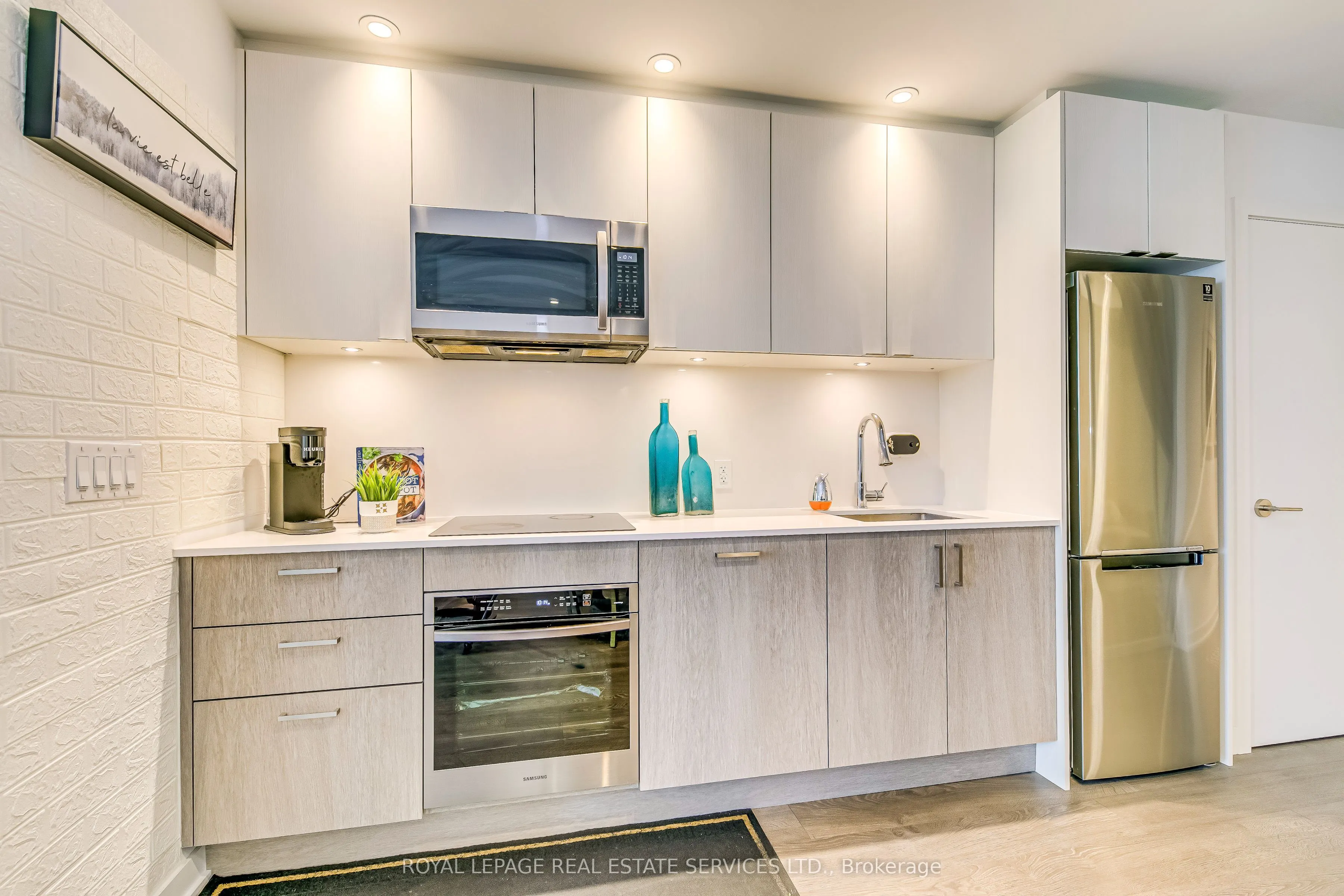 1926 Lake Shore Boulevard W, #1805
