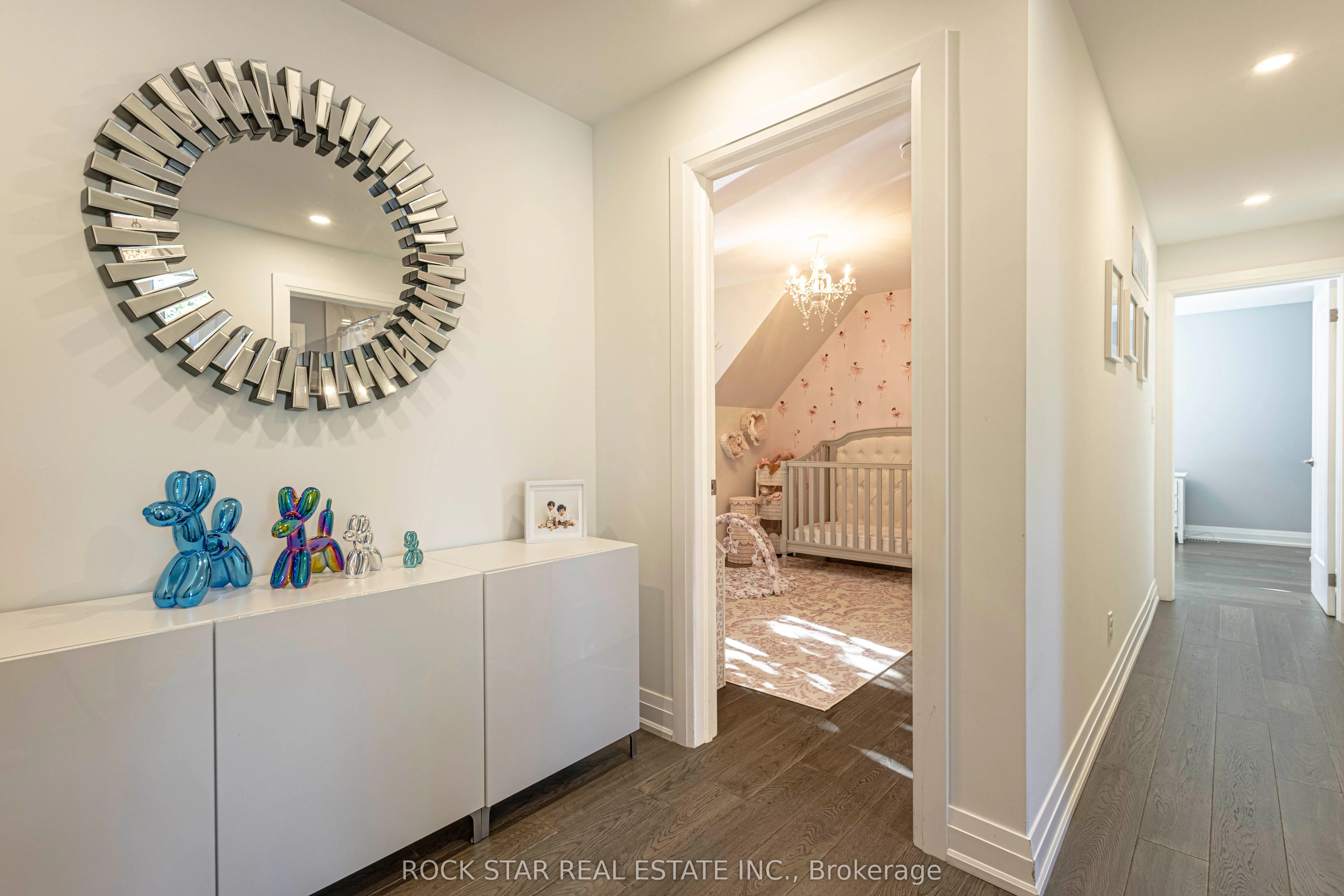 2055 Courtland Crescent
