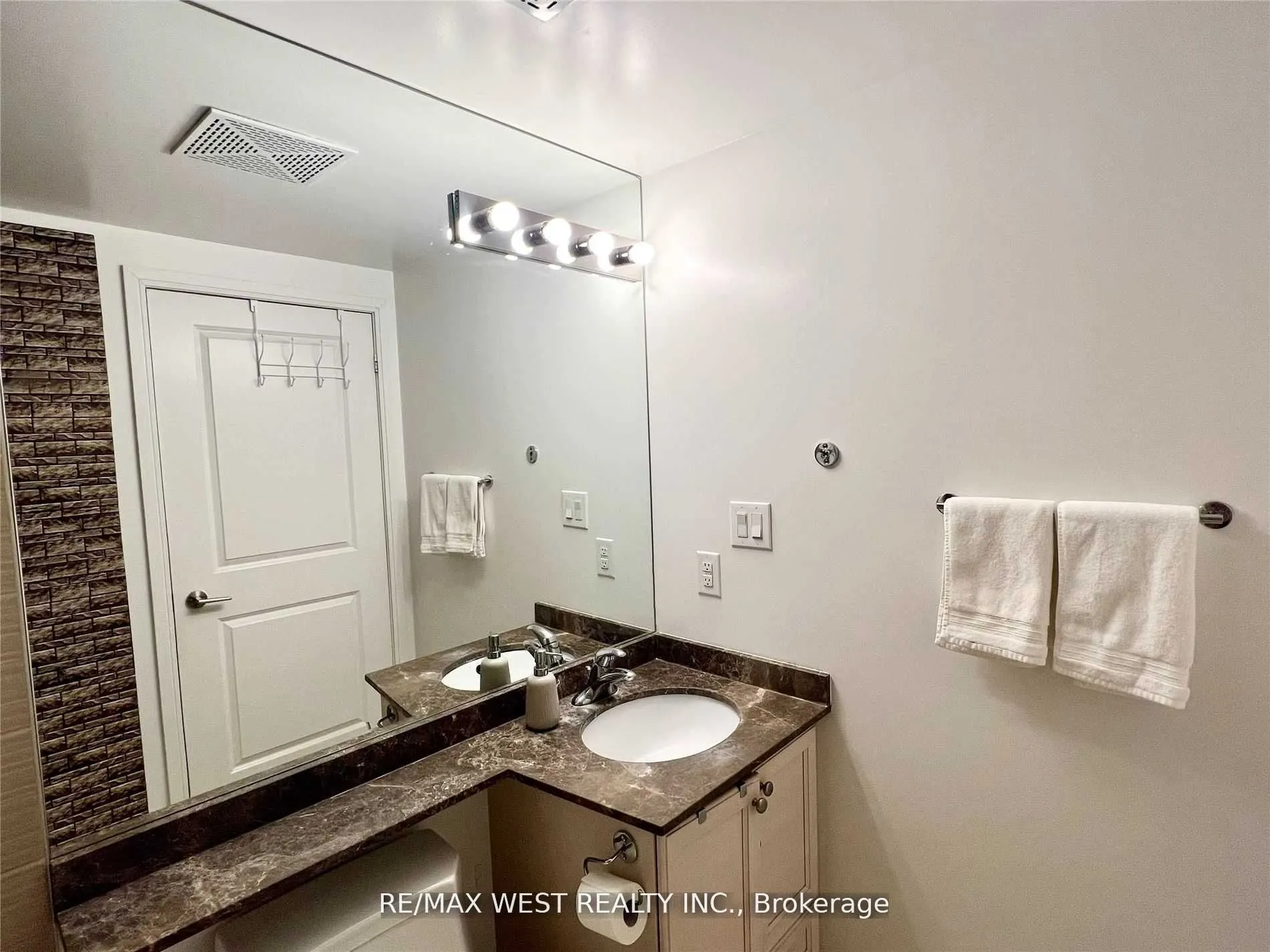 50 Absolute Avenue, #3904