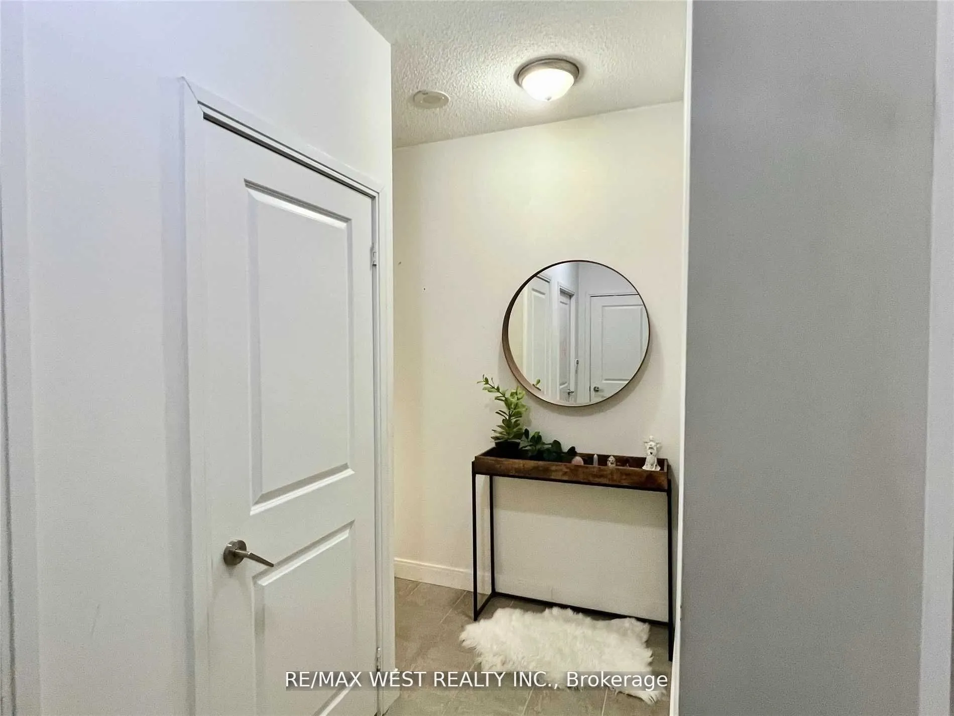 50 Absolute Avenue, #3904