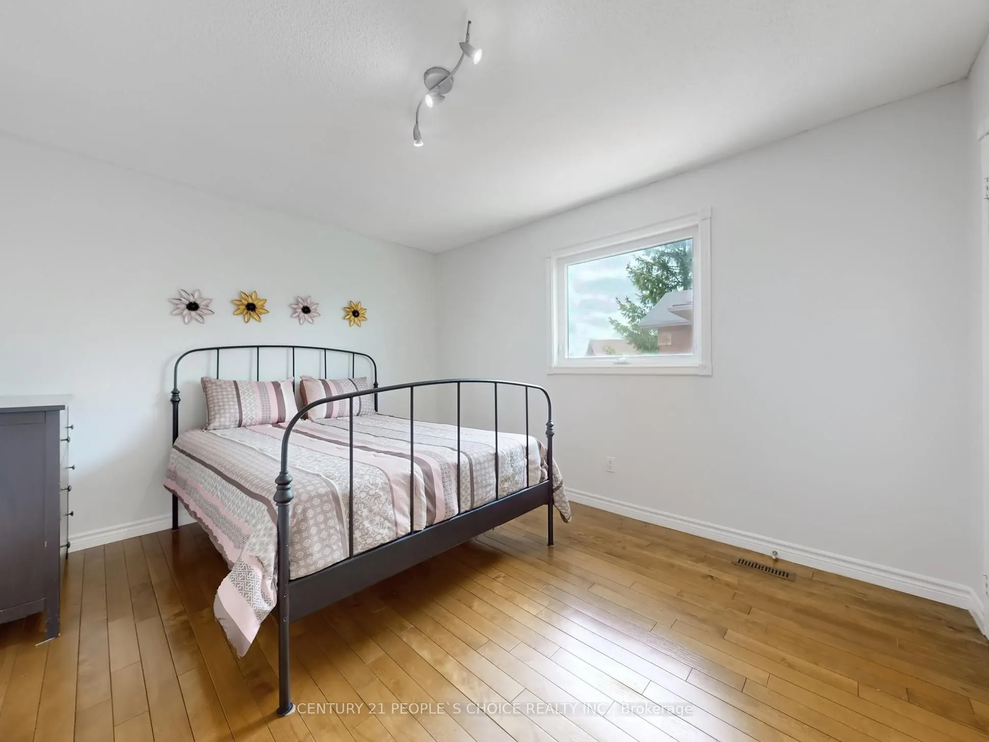 5972 Aquarius Court