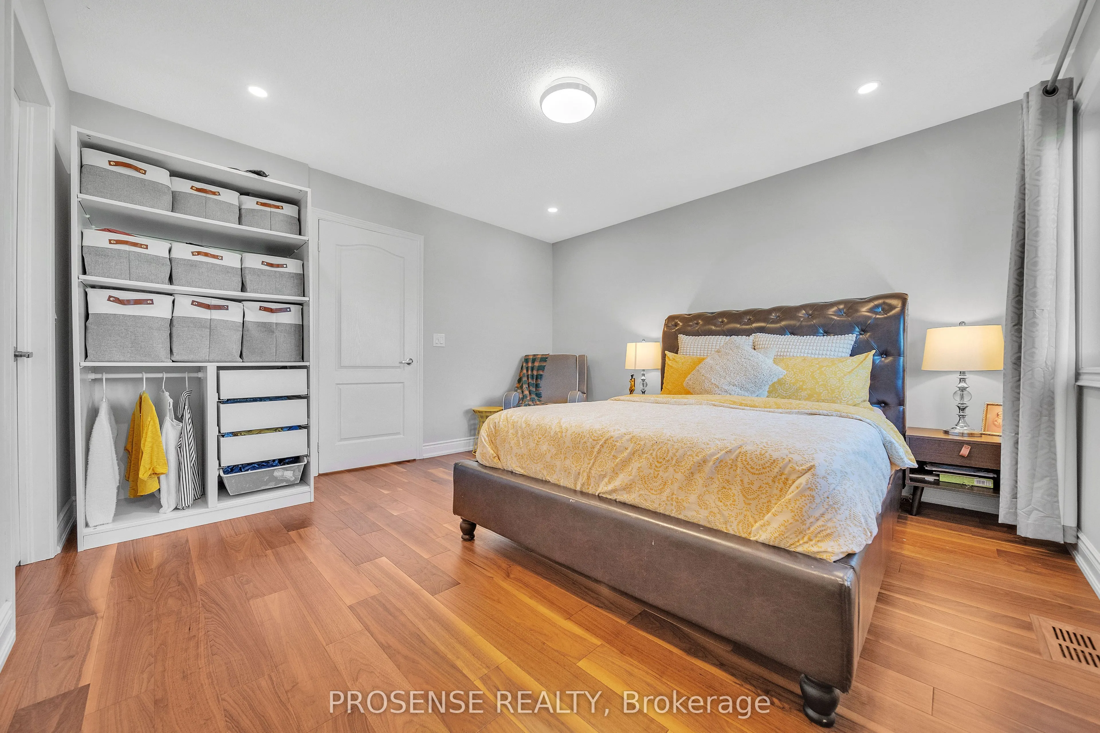3163 Pearwood Place