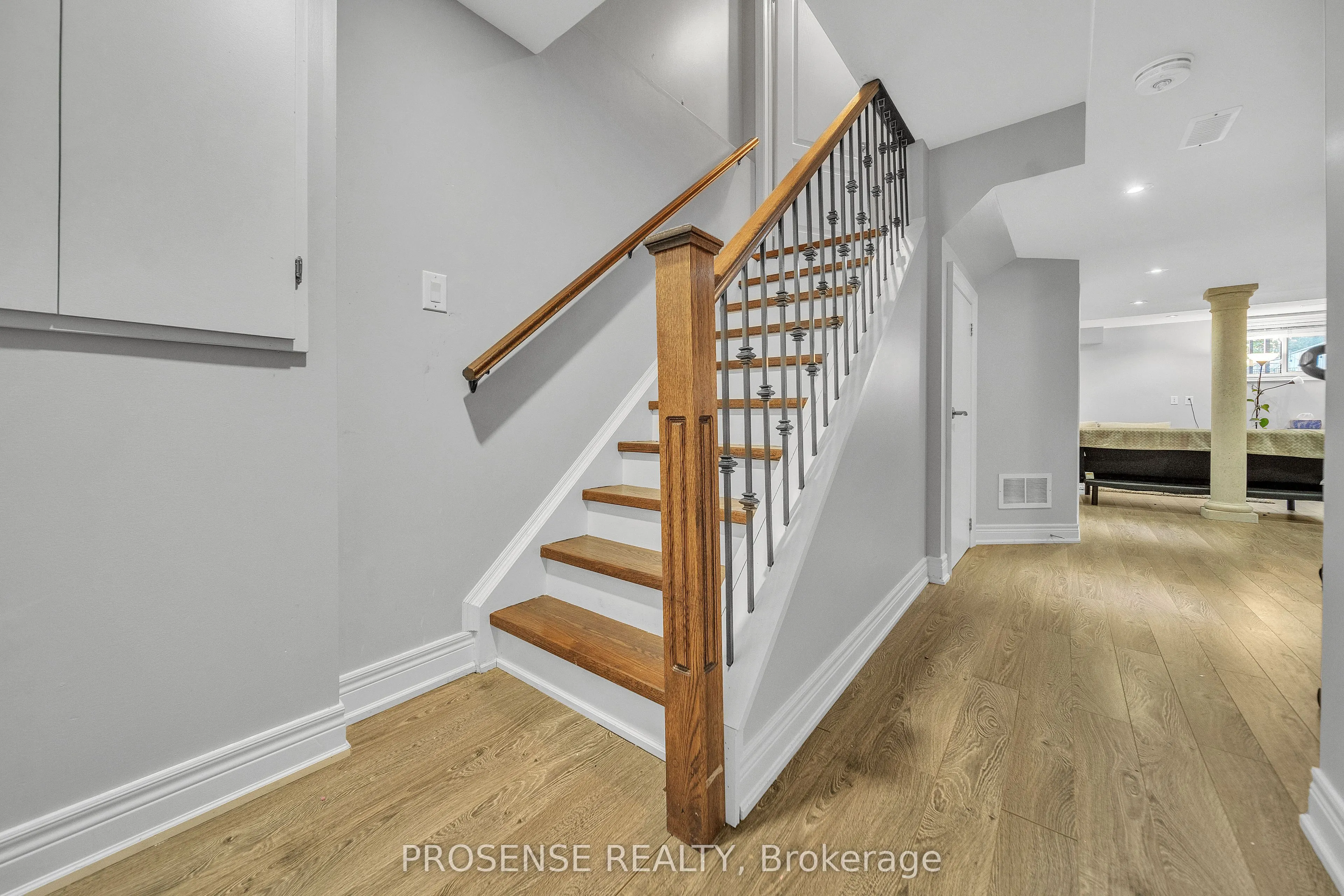 3163 Pearwood Place