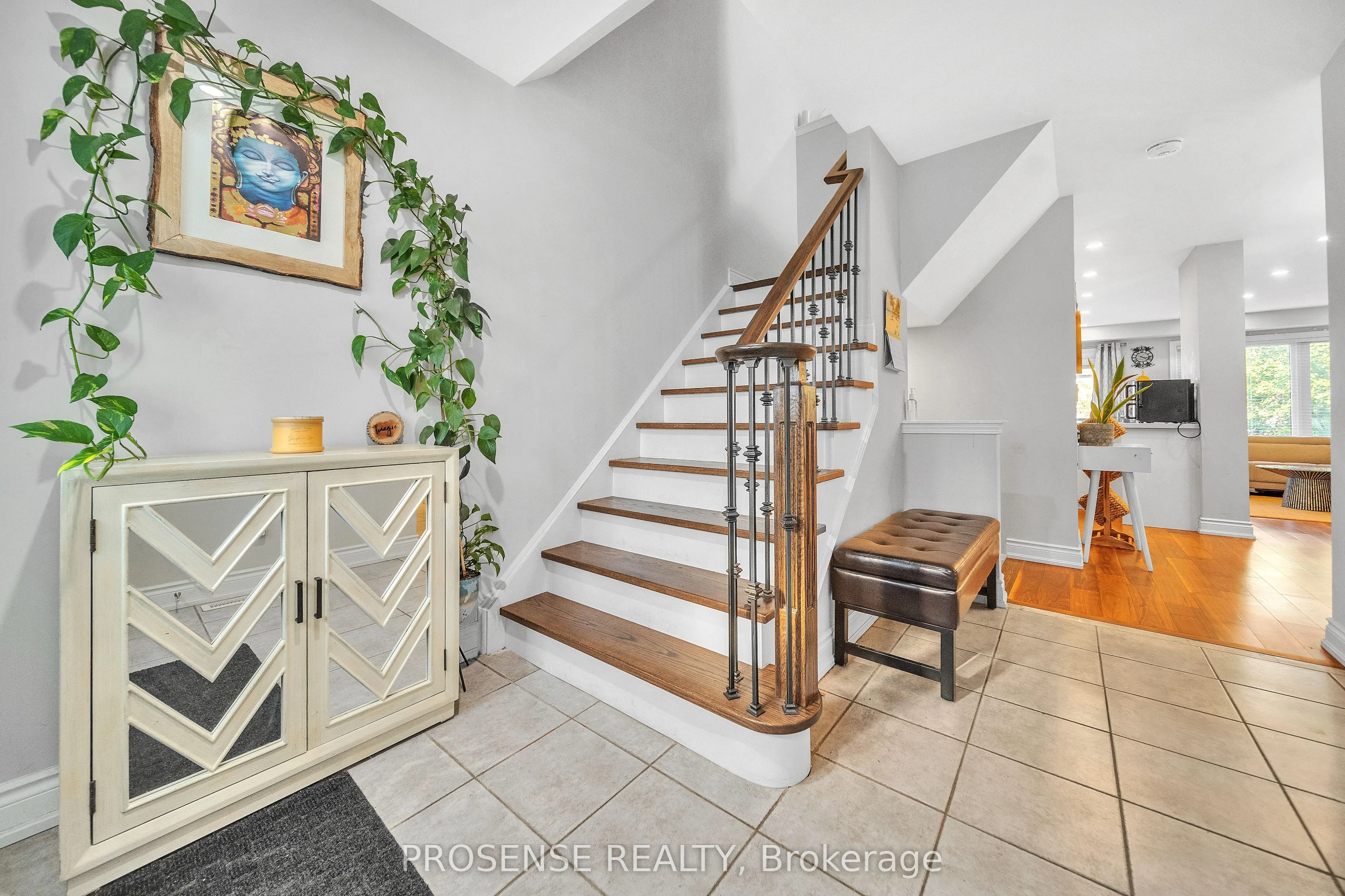 3163 Pearwood Place