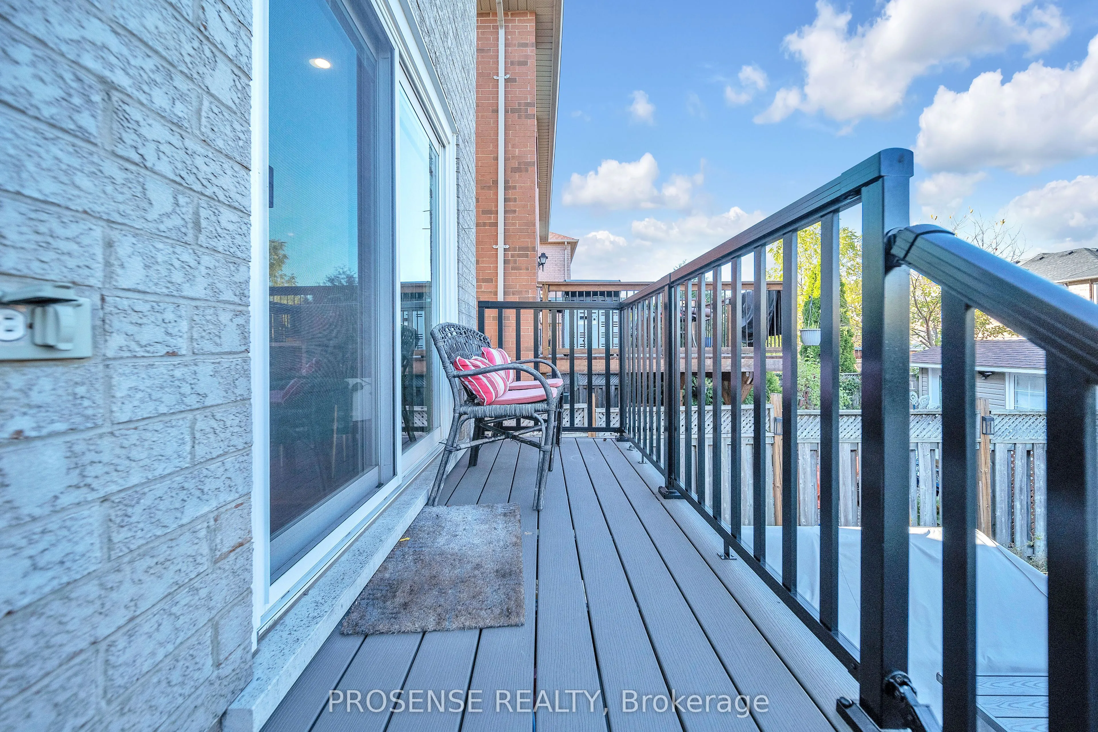 3163 Pearwood Place