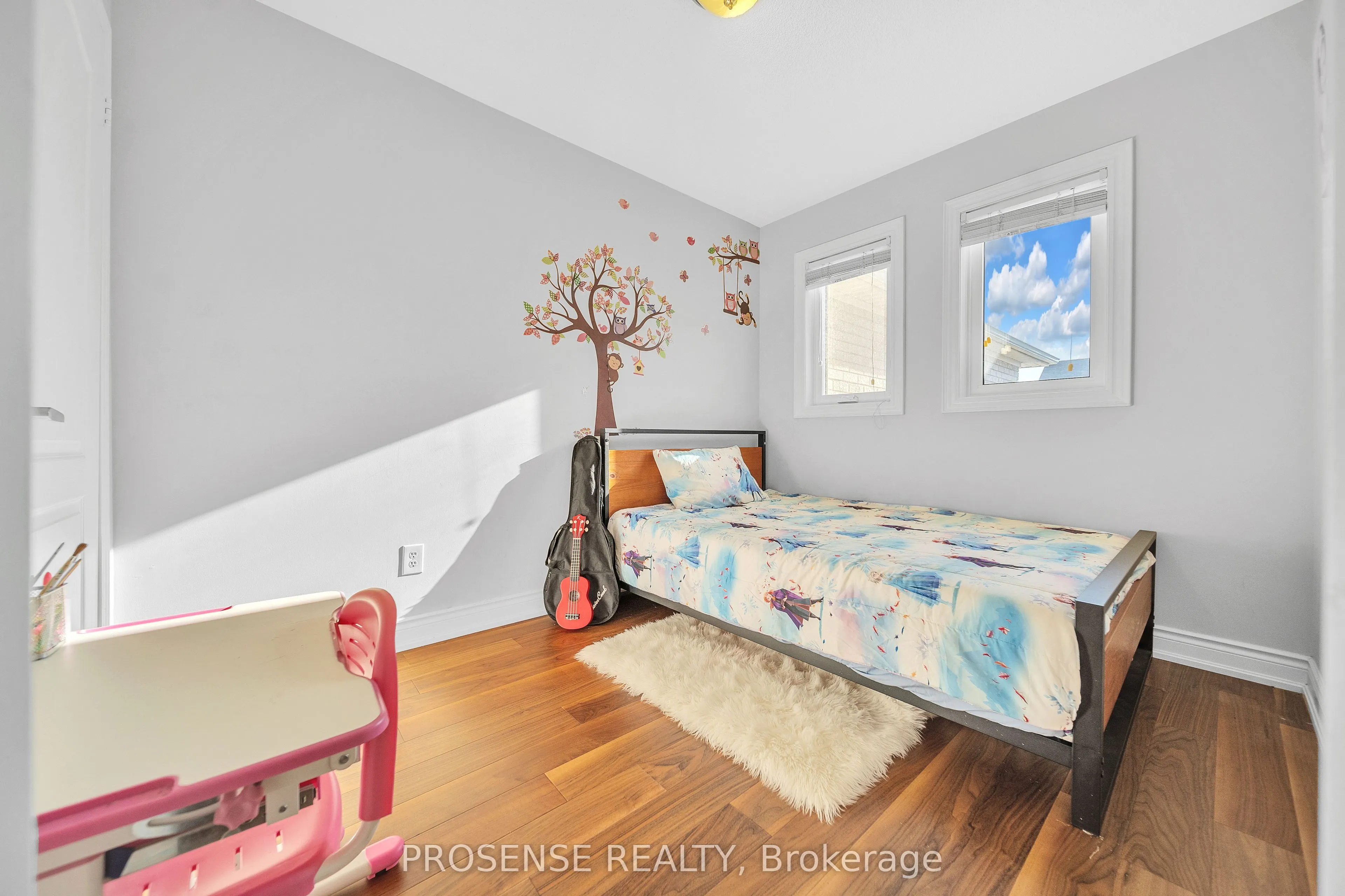3163 Pearwood Place