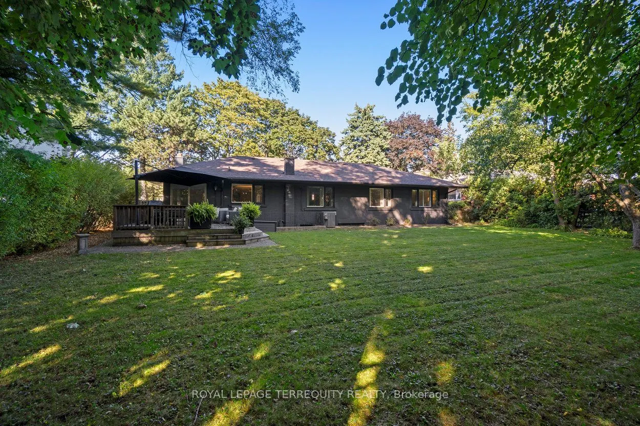 416 The Kingsway