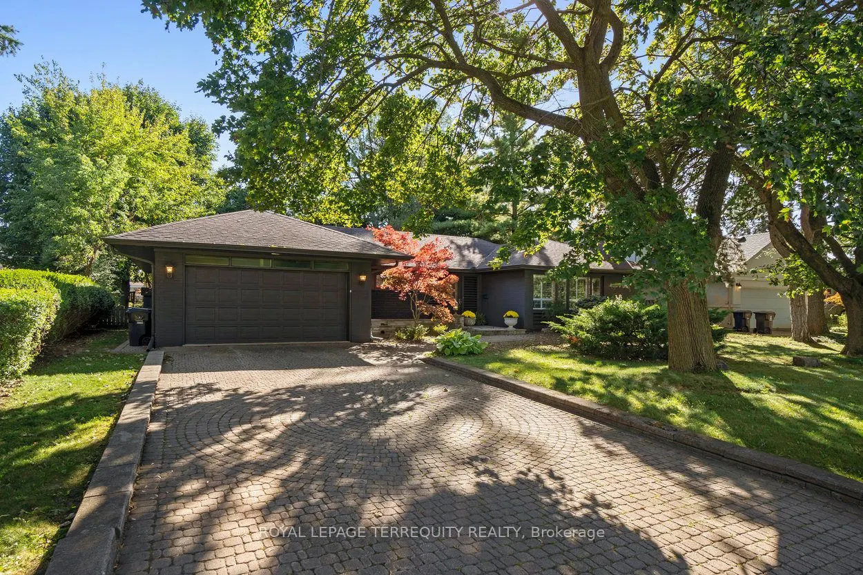 416 The Kingsway