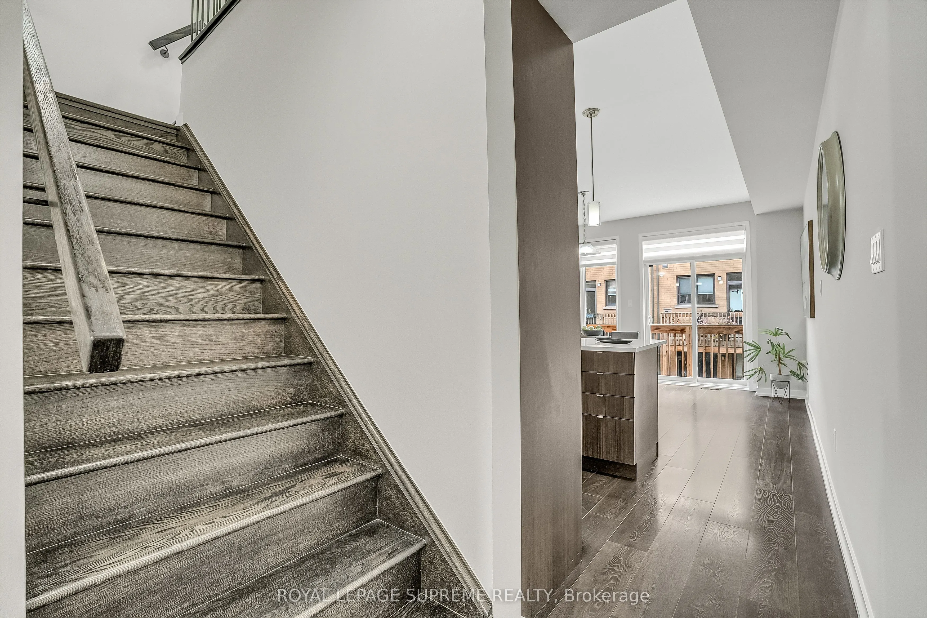 182 Huguenot Road