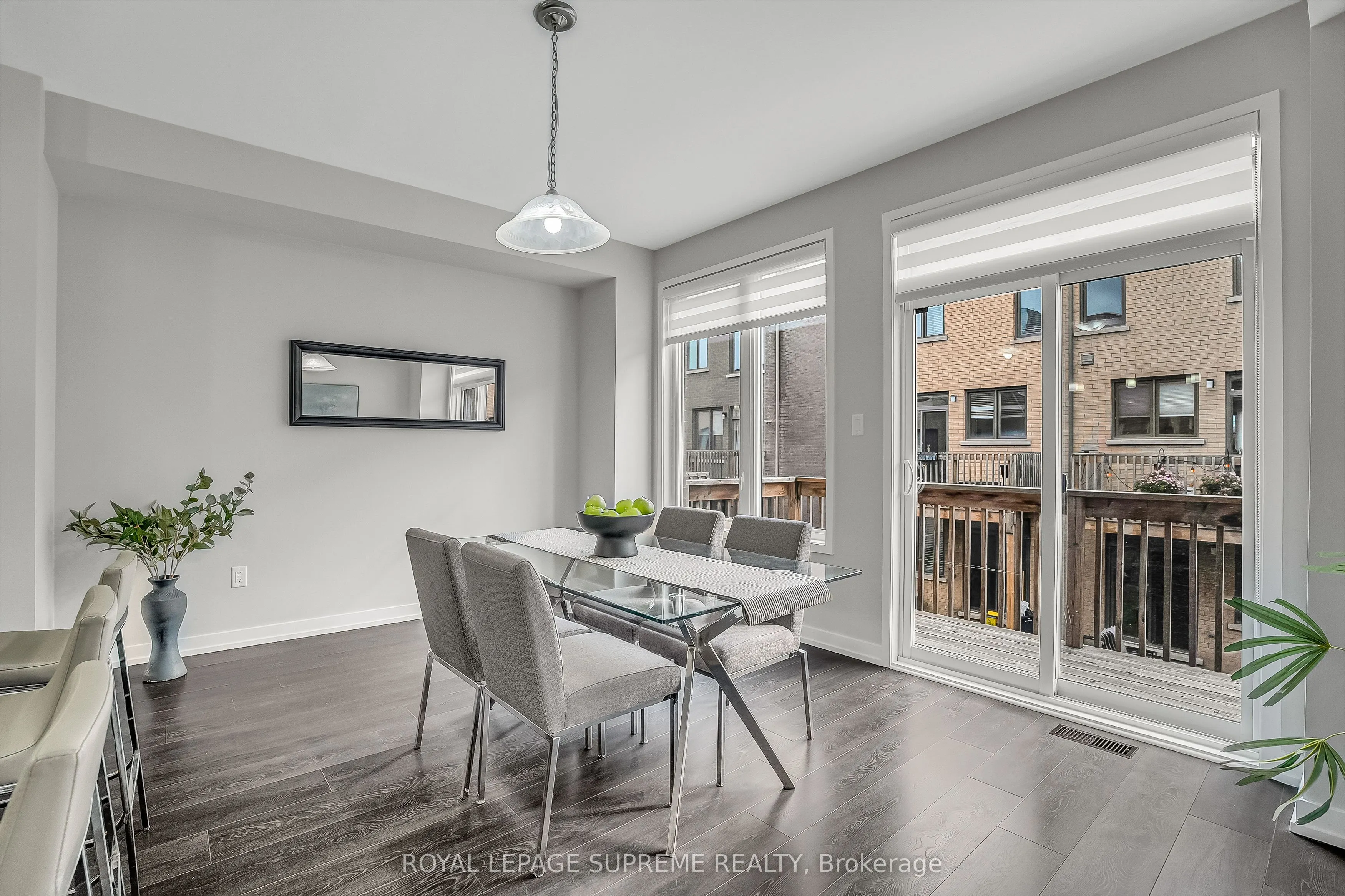 182 Huguenot Road