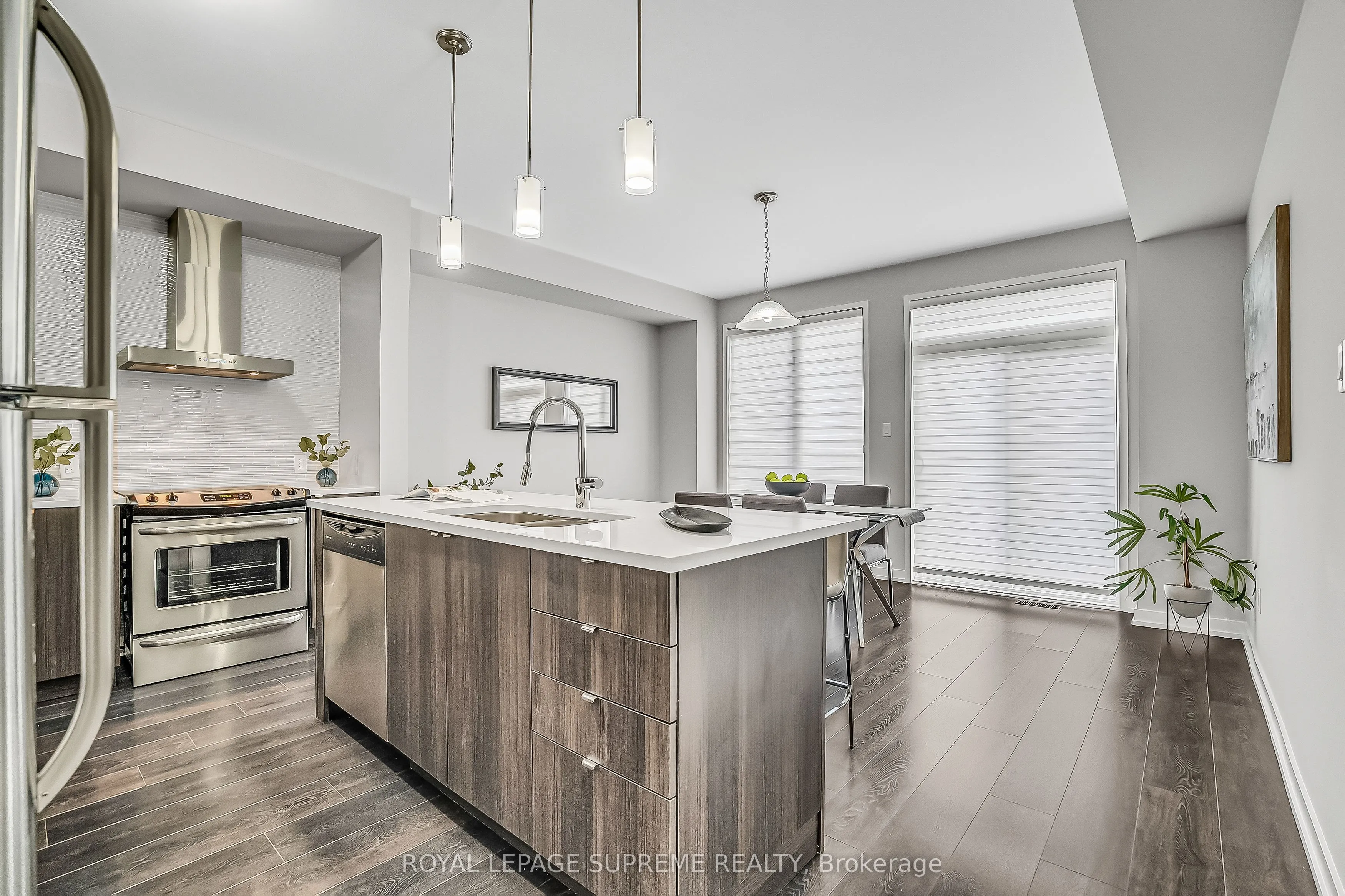 182 Huguenot Road