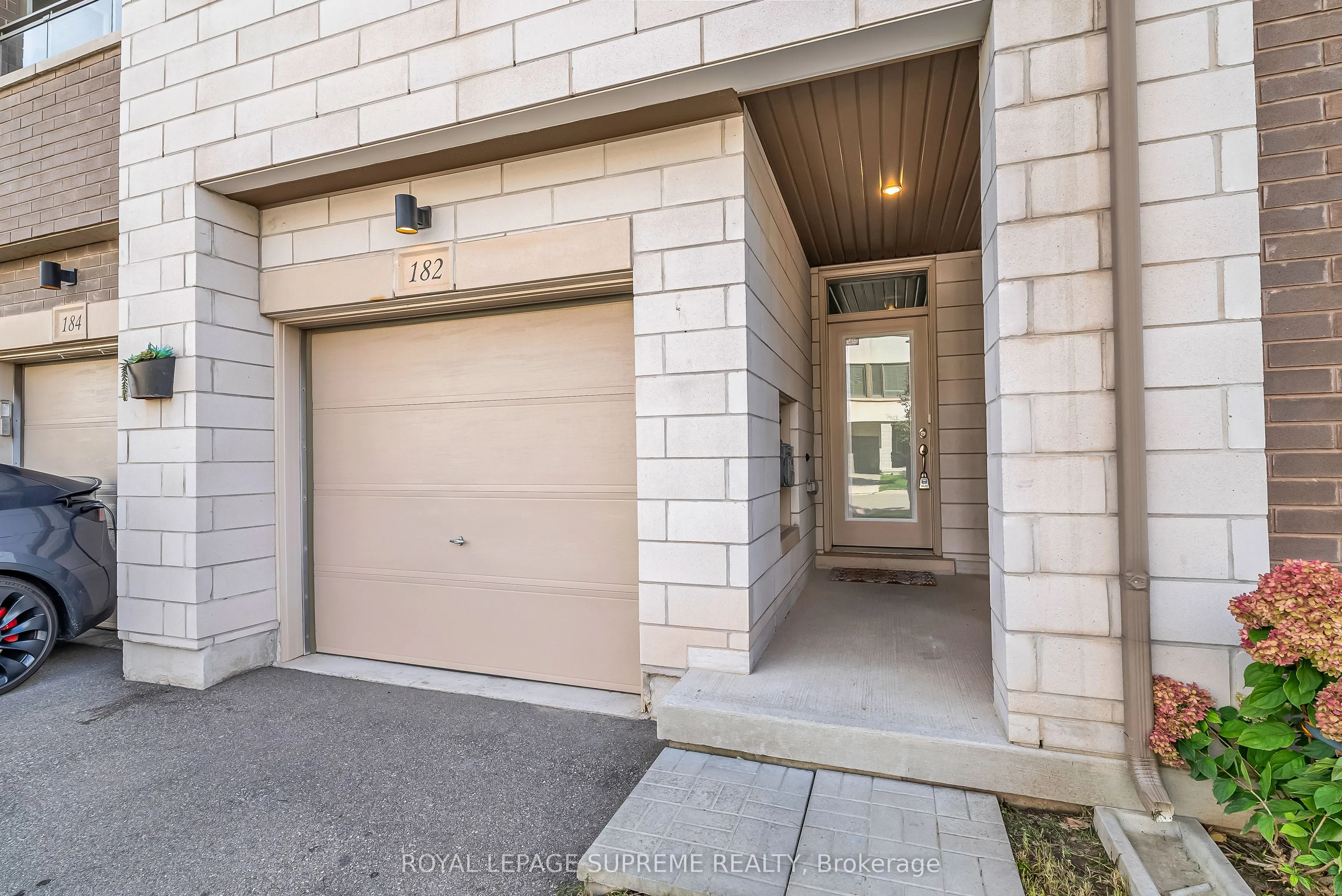 182 Huguenot Road