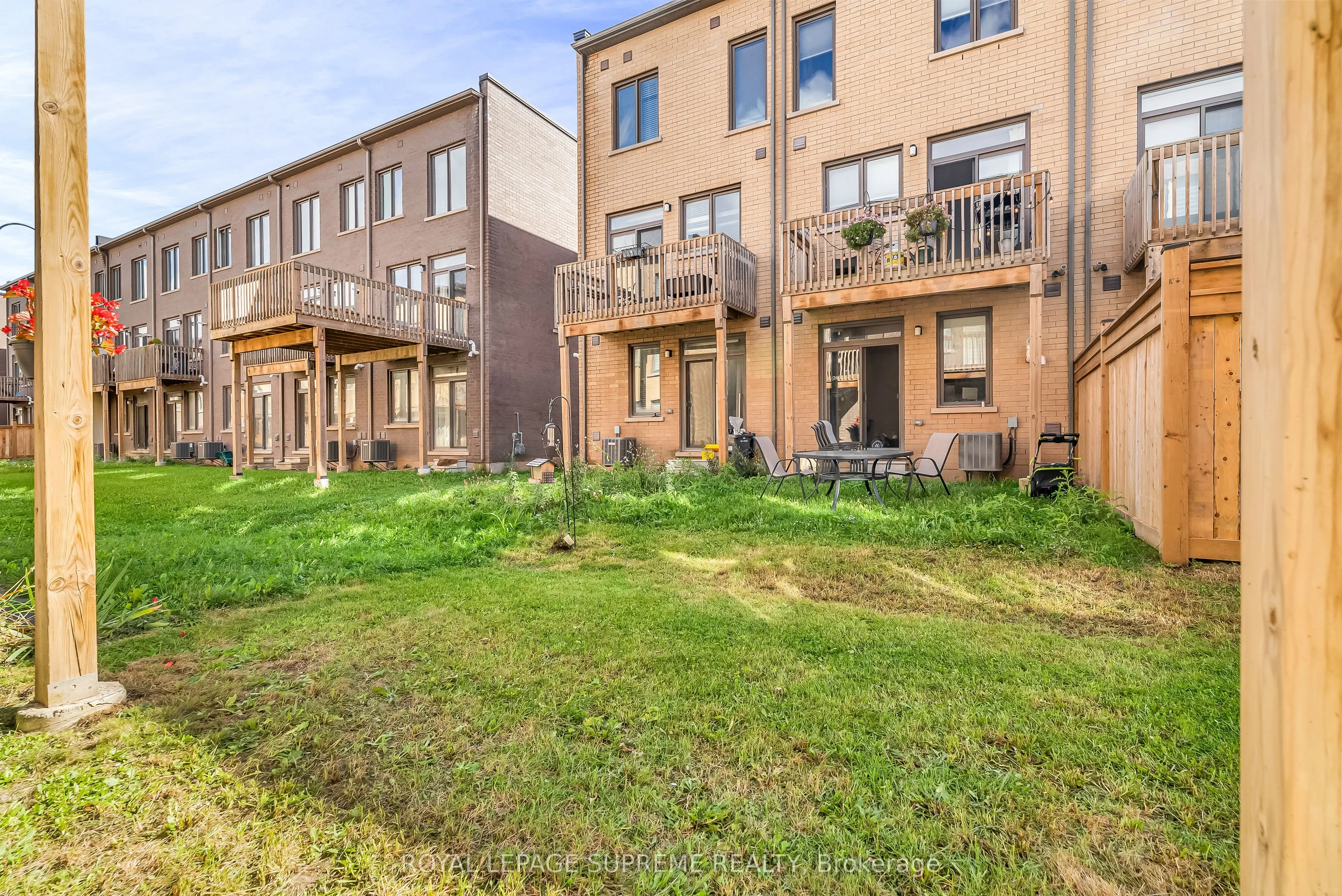 182 Huguenot Road