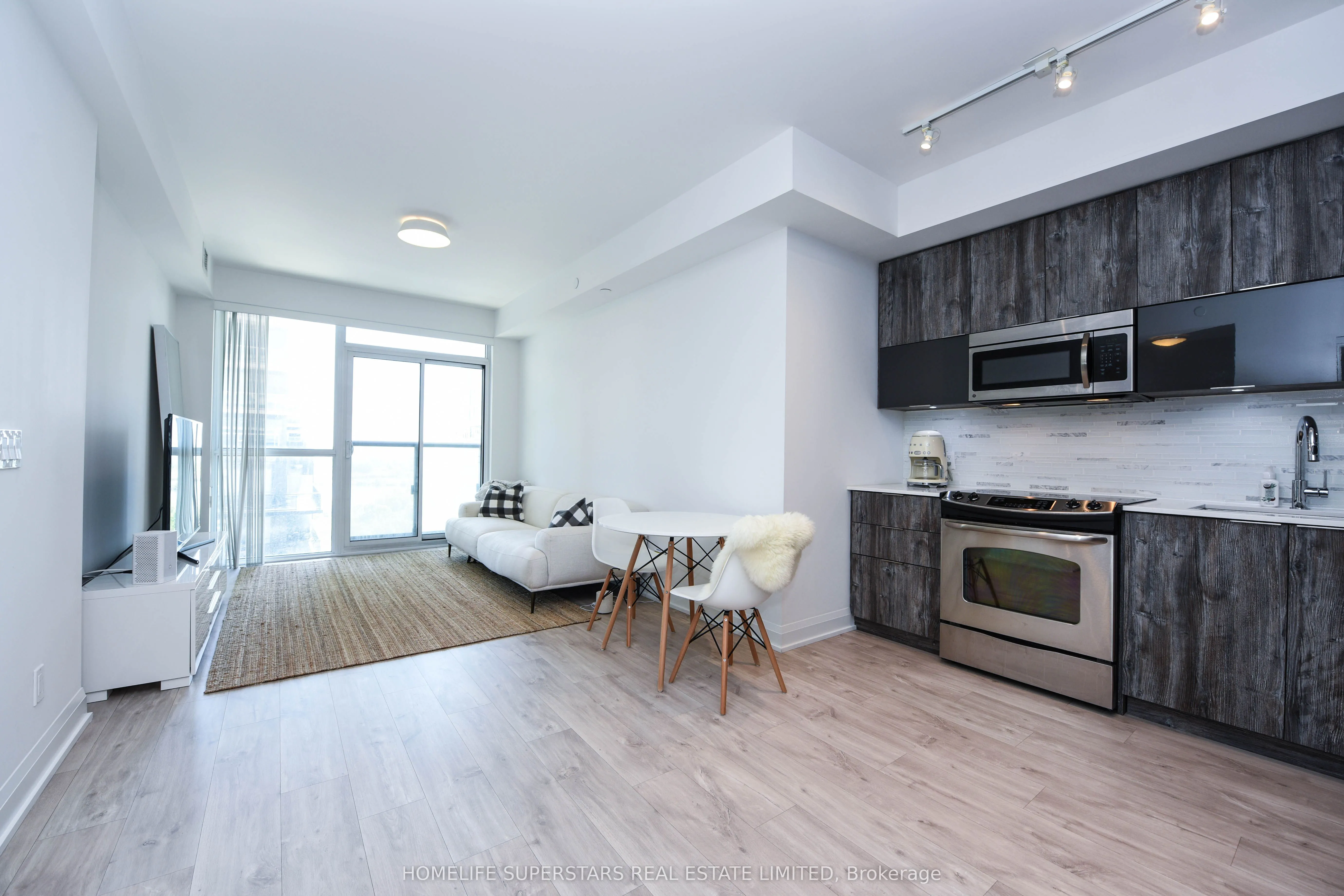 56 Annie Craig Drive, #503