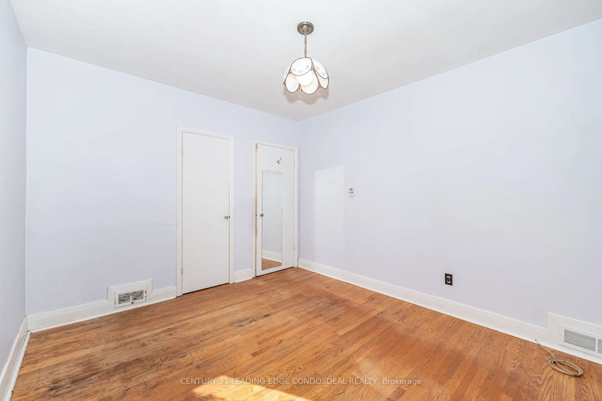 621 Roding Street