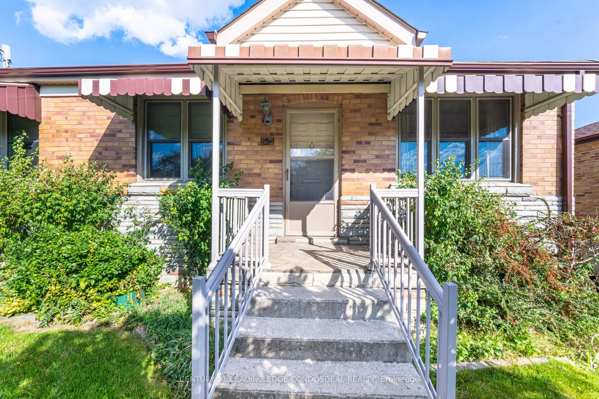 621 Roding Street