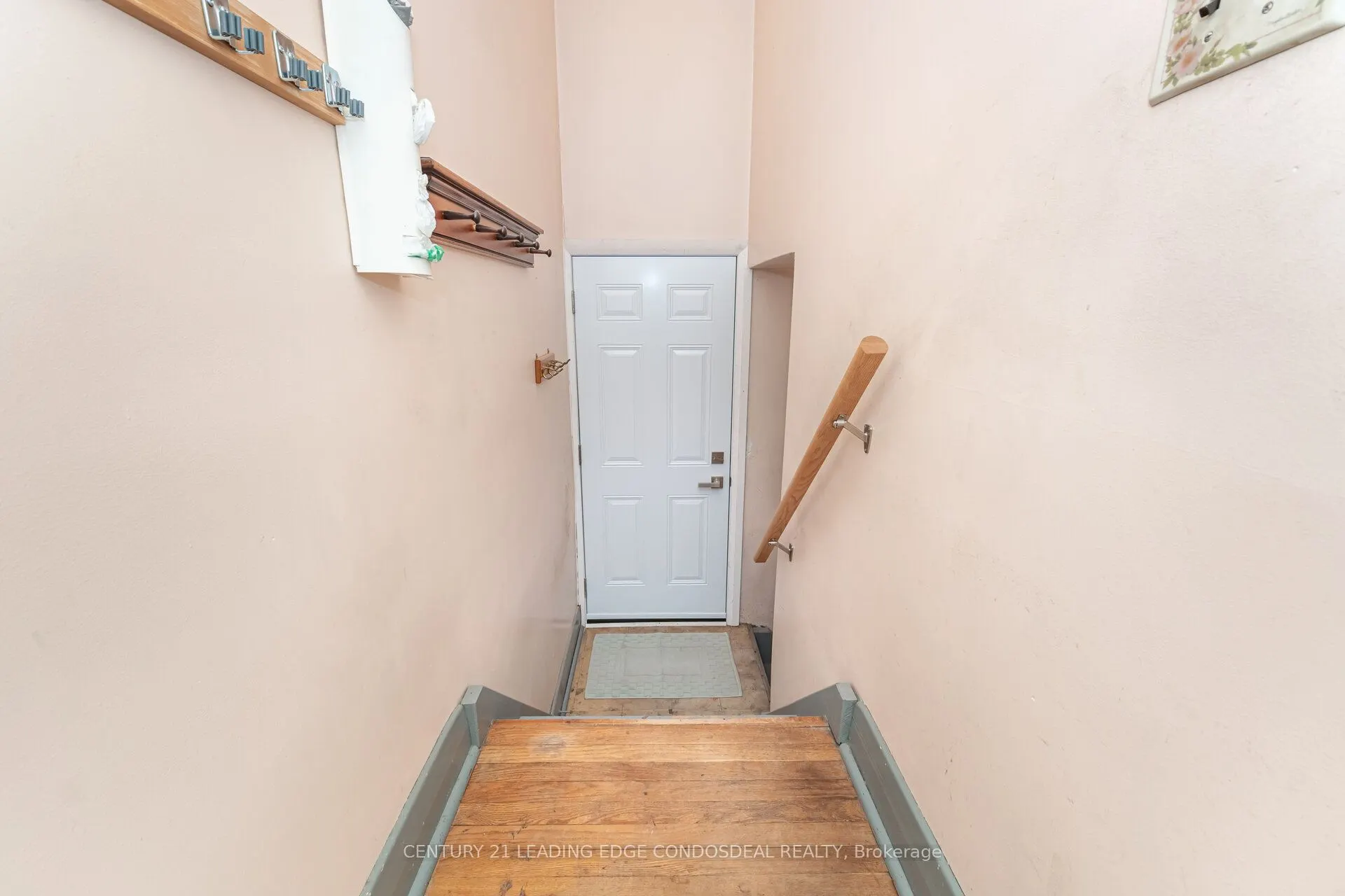 621 Roding Street