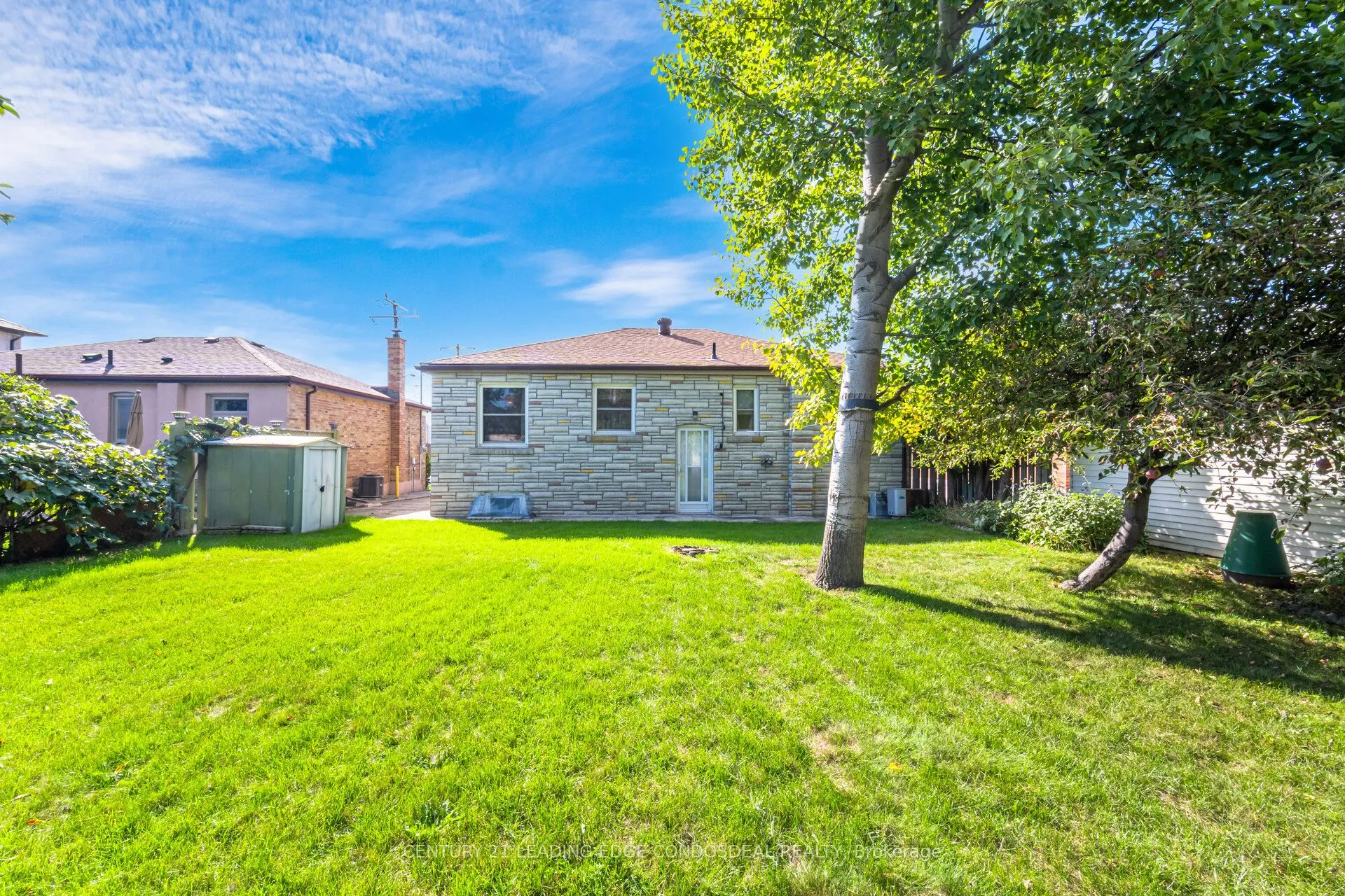 621 Roding Street
