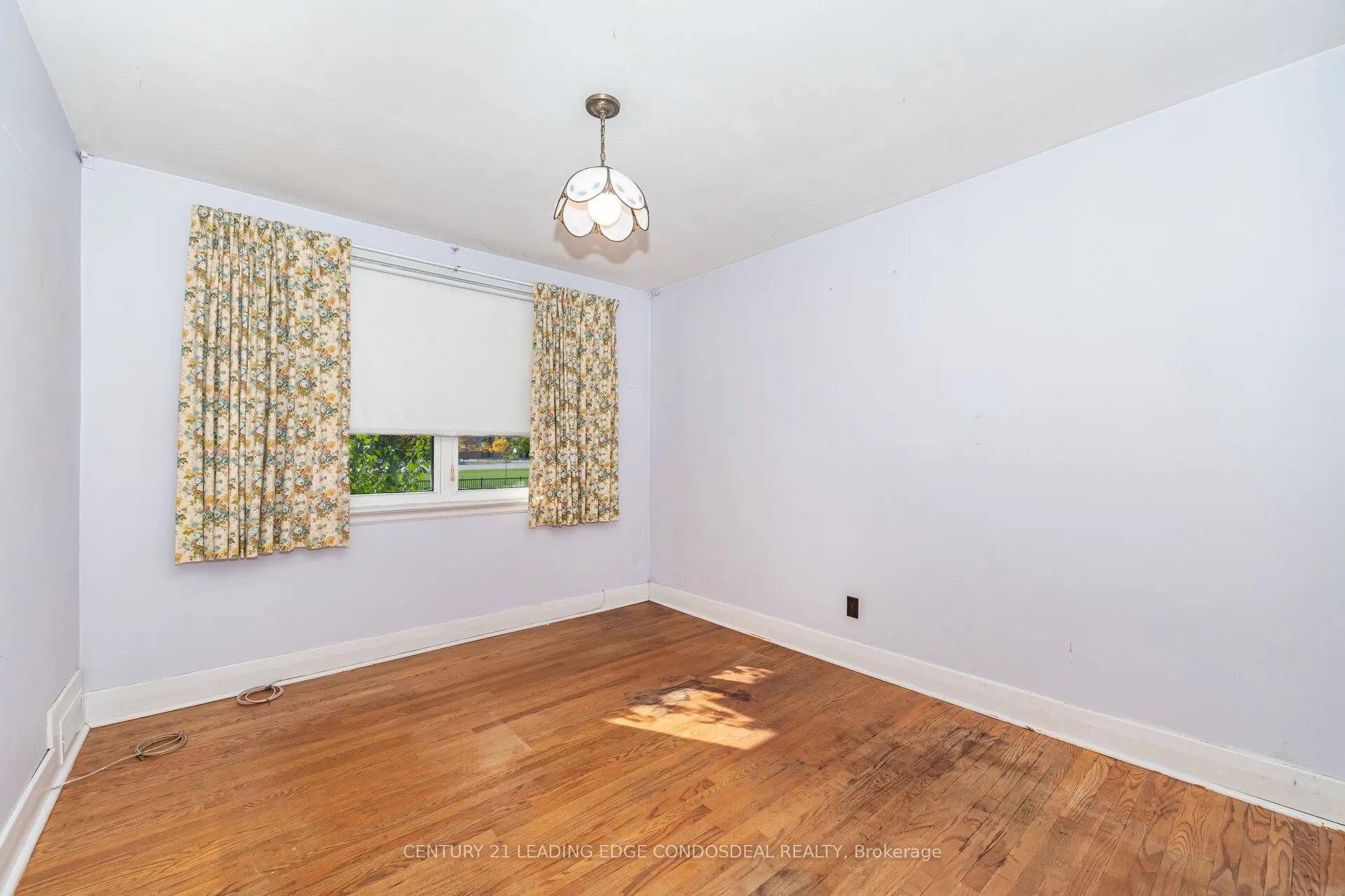 621 Roding Street
