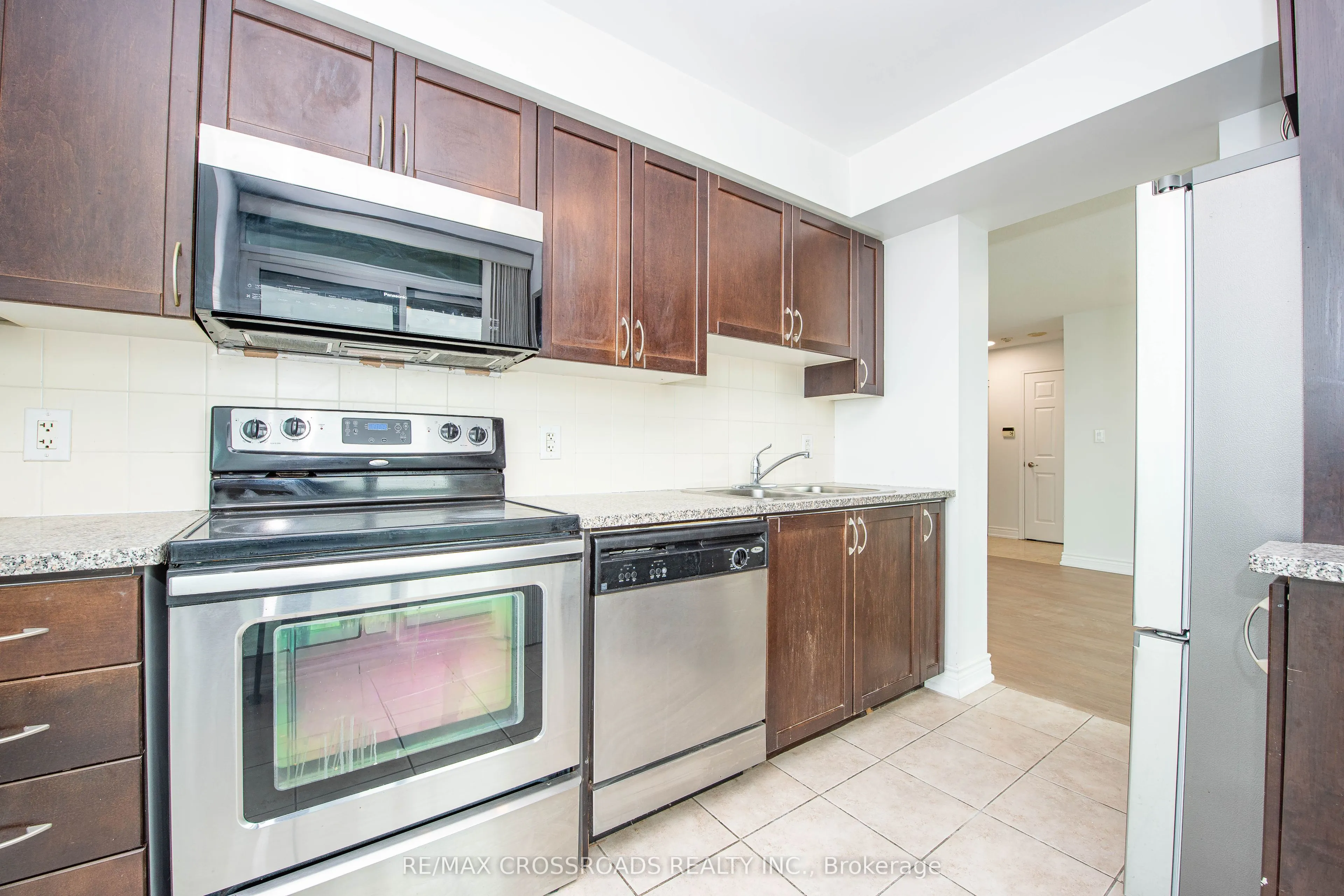 208 Enfield Place, #2708