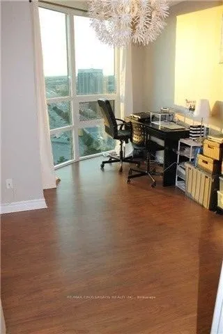 208 Enfield Place, #2708