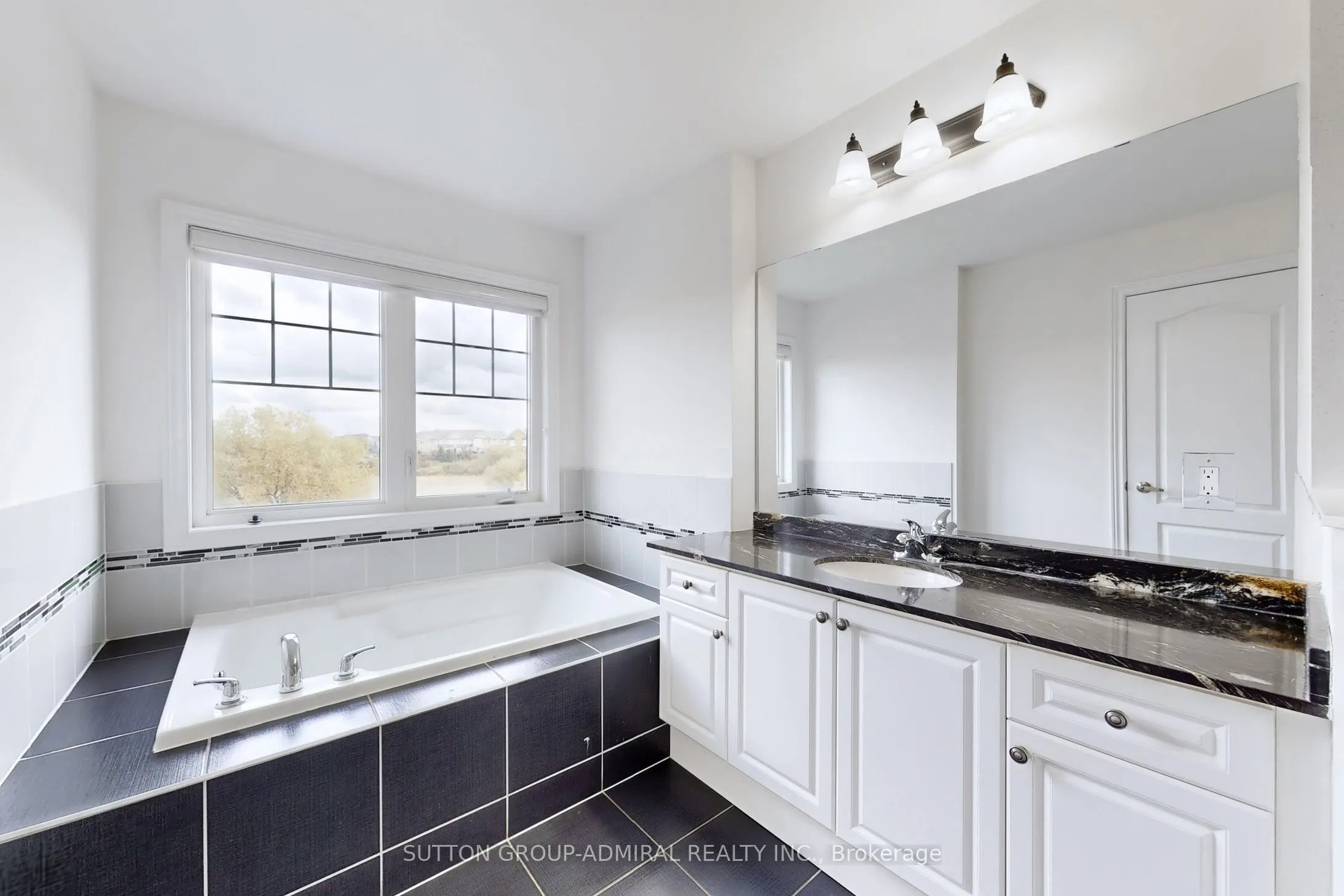 74 Davenfield Circle