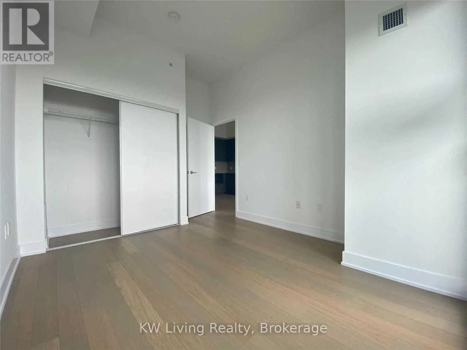 30 Shore Breeze Drive, #6001
