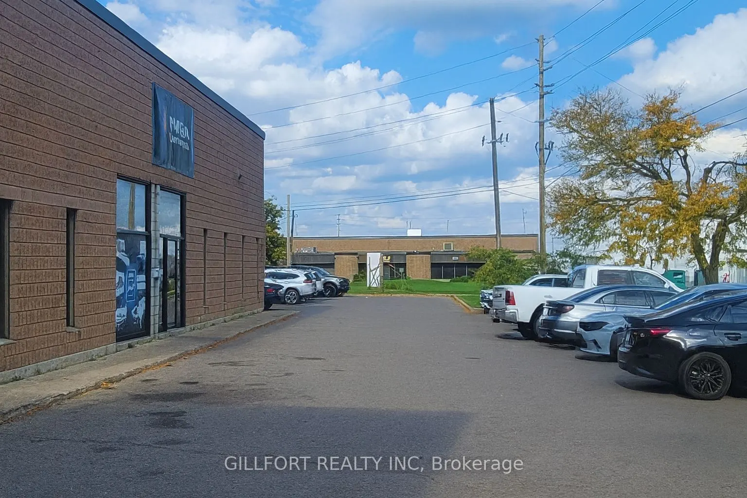 211 Wilkinson Road, #7