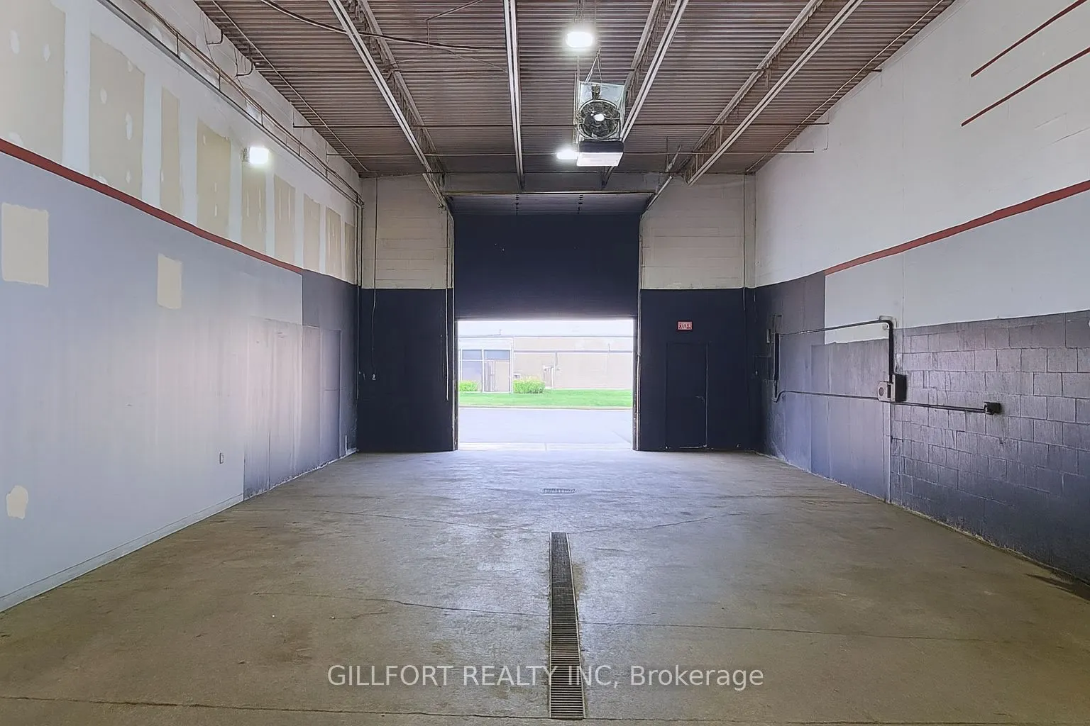211 Wilkinson Road, #7