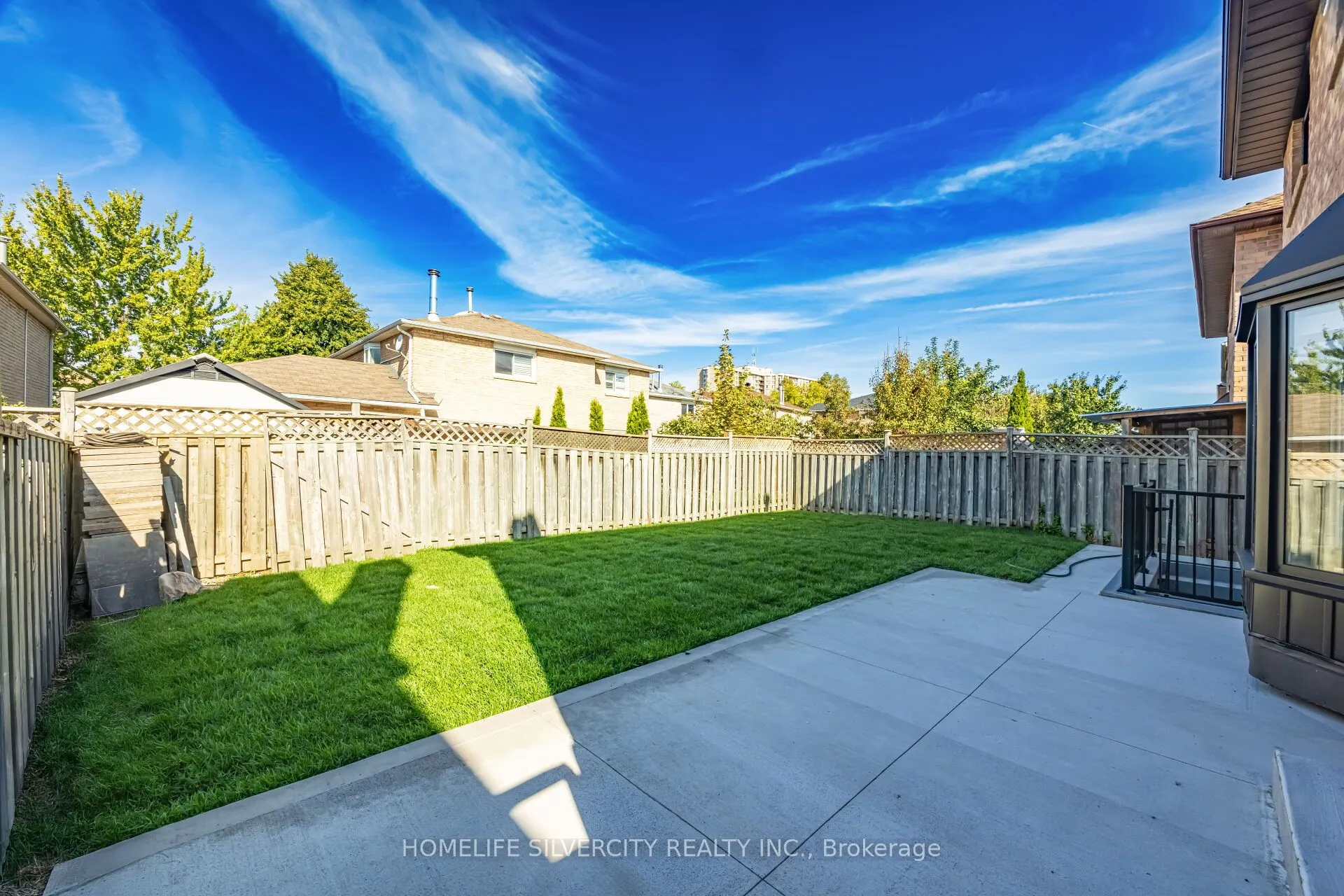 64 Clydesdale Circle