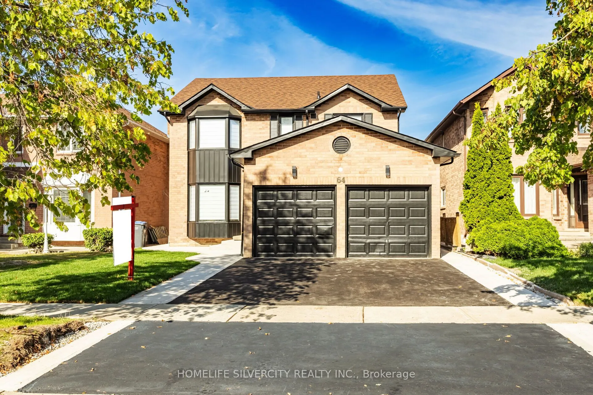 64 Clydesdale Circle