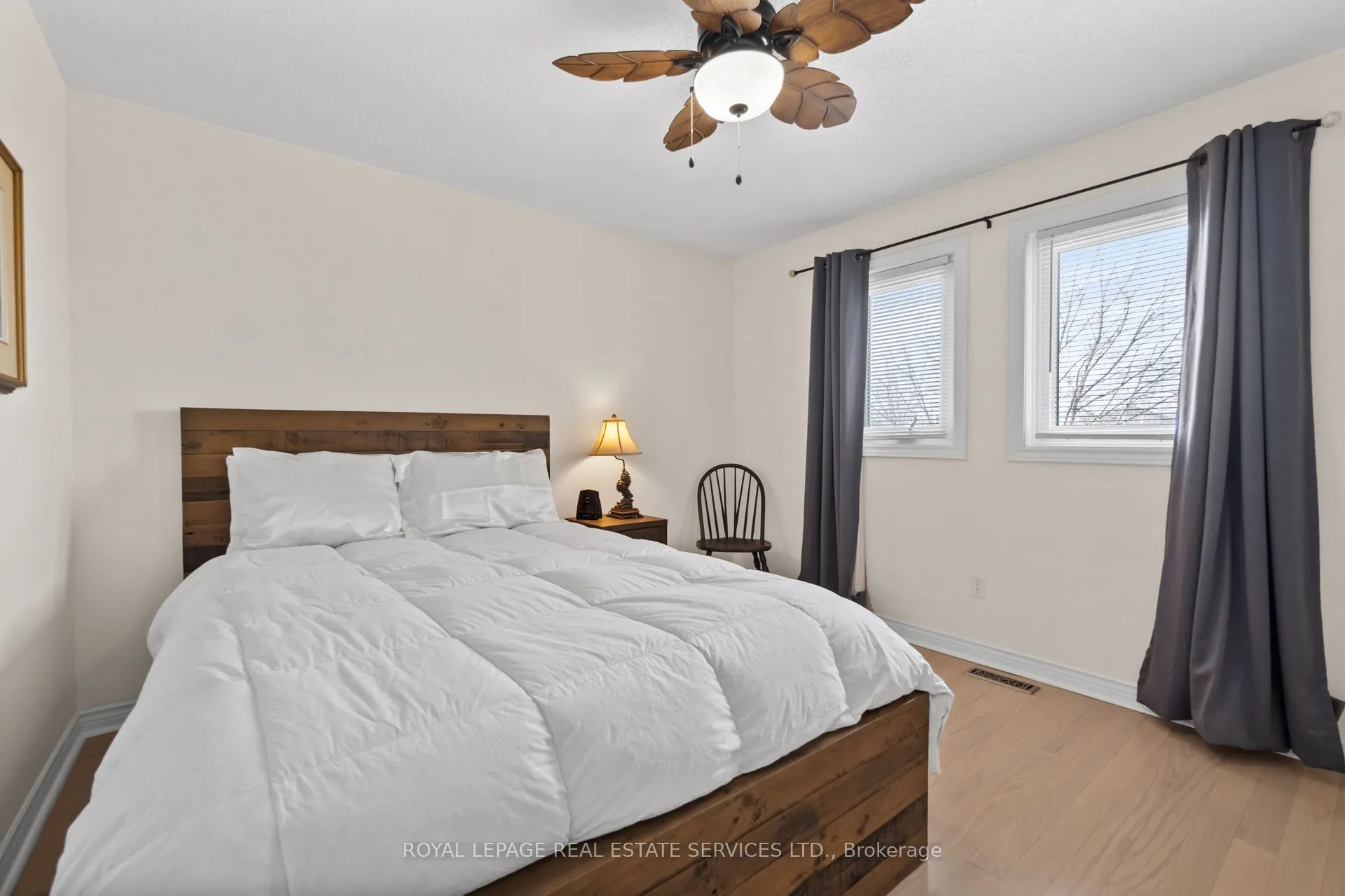 1074 Bradbury Chase