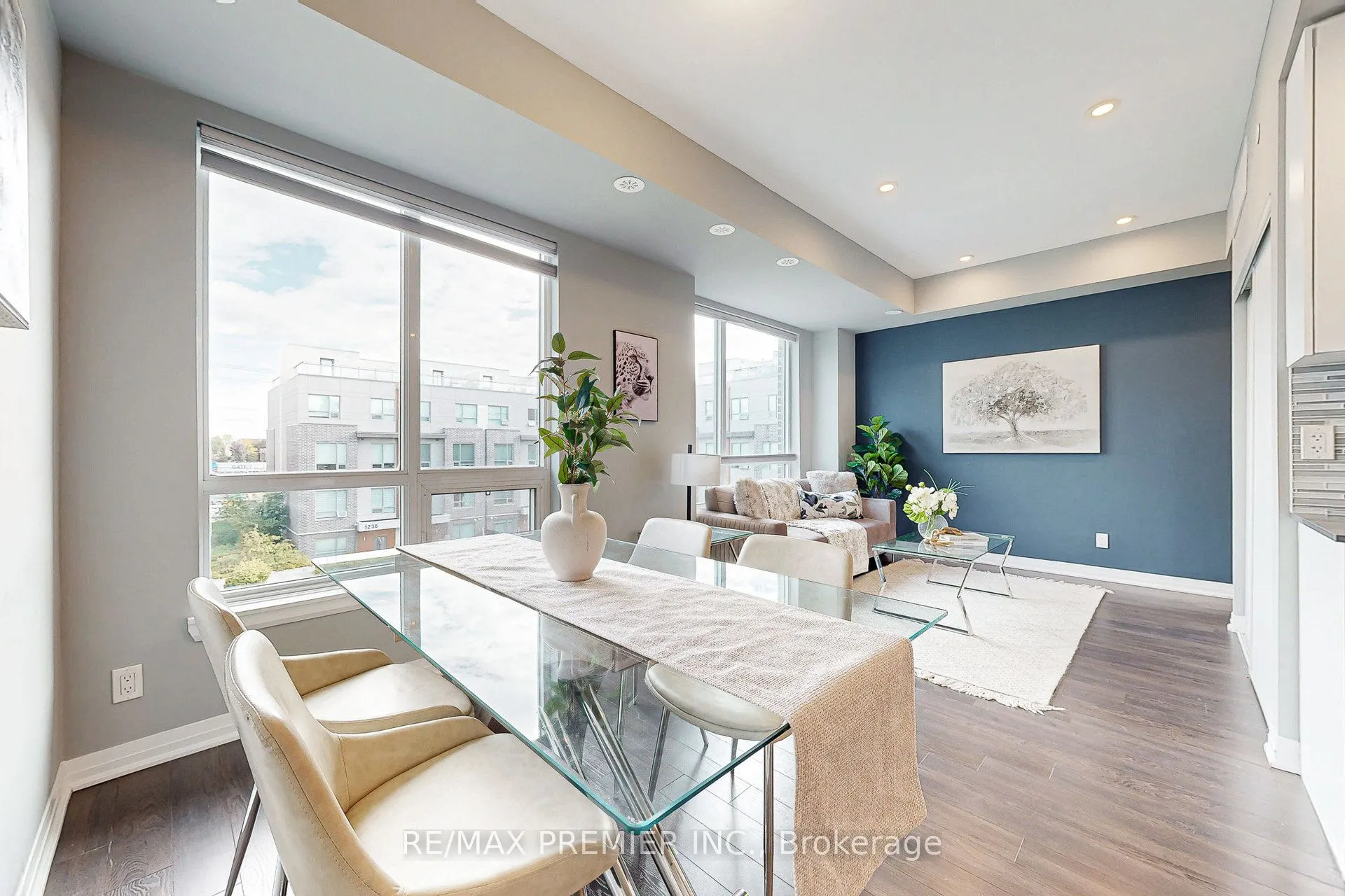 670 Atwater Avenue, #16