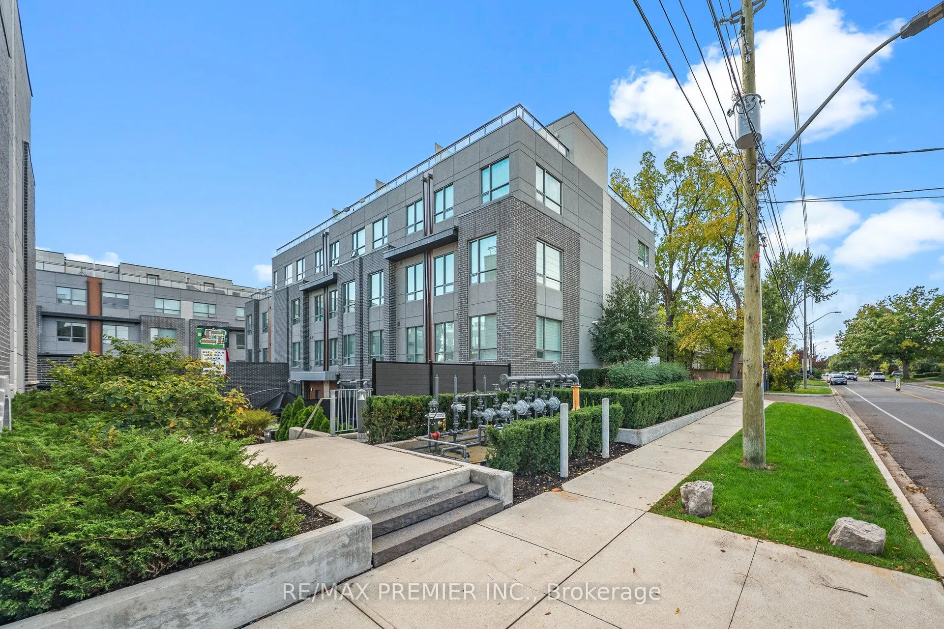 670 Atwater Avenue, #16