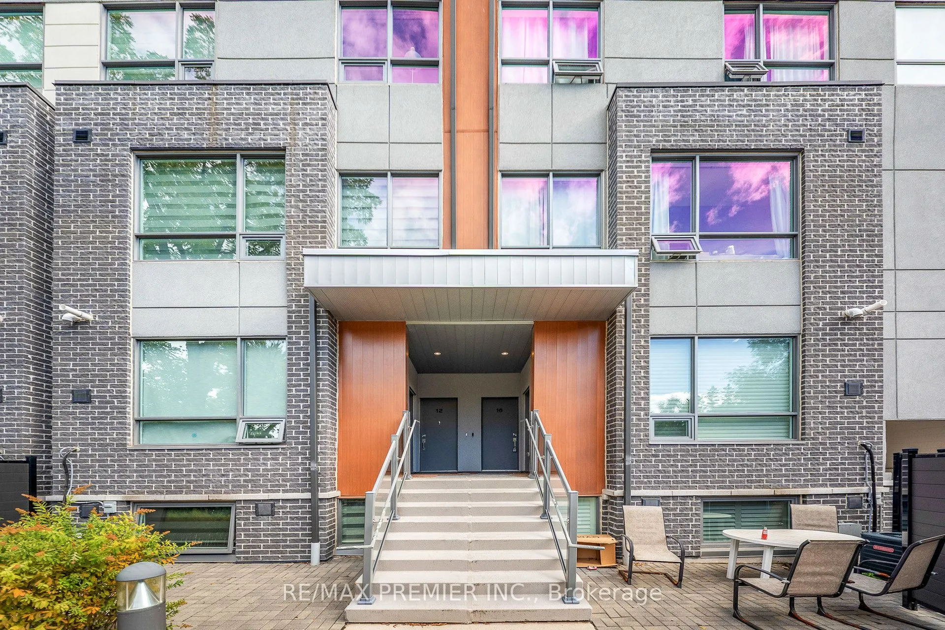 670 Atwater Avenue, #16