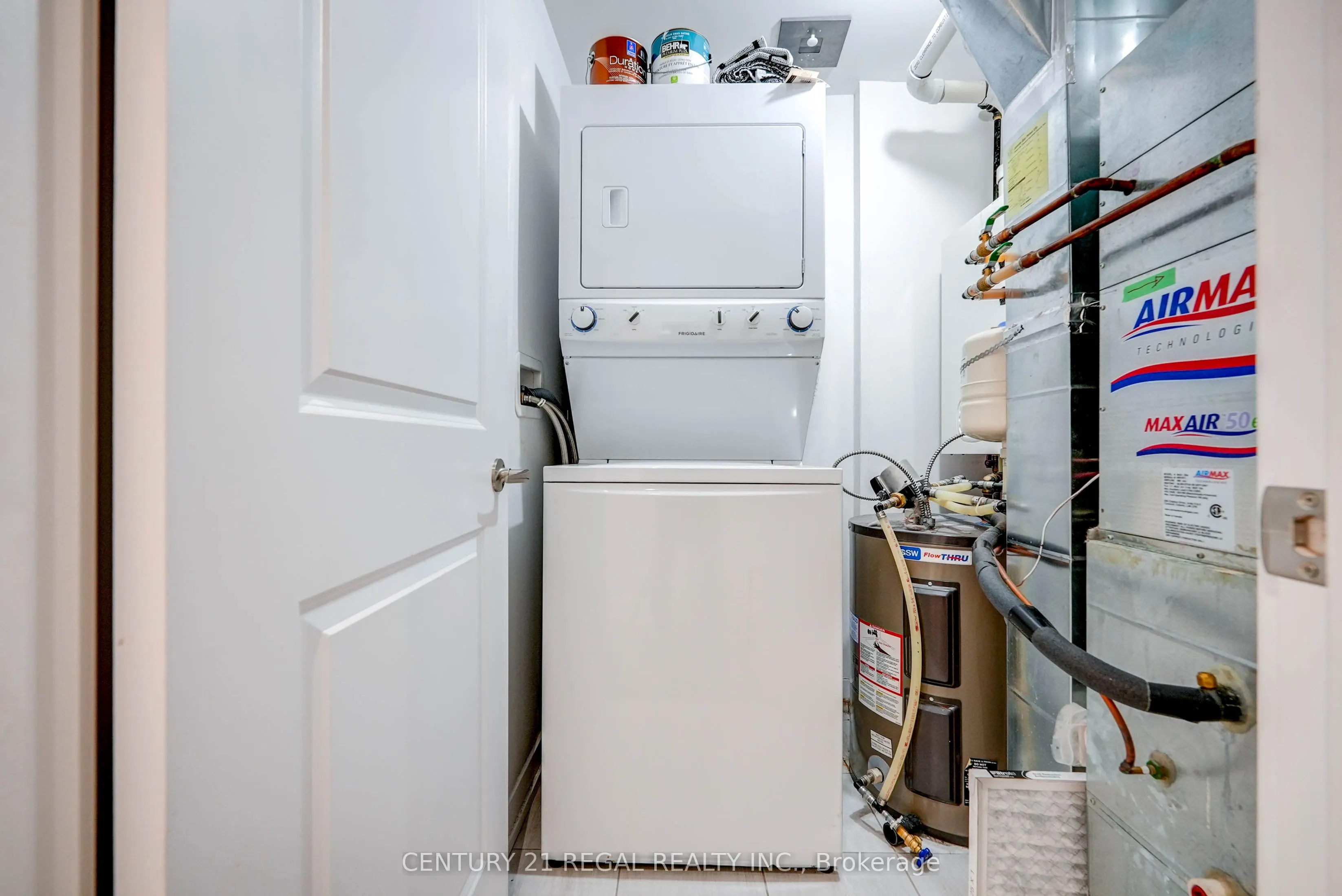 867 Wilson Avenue, #5B
