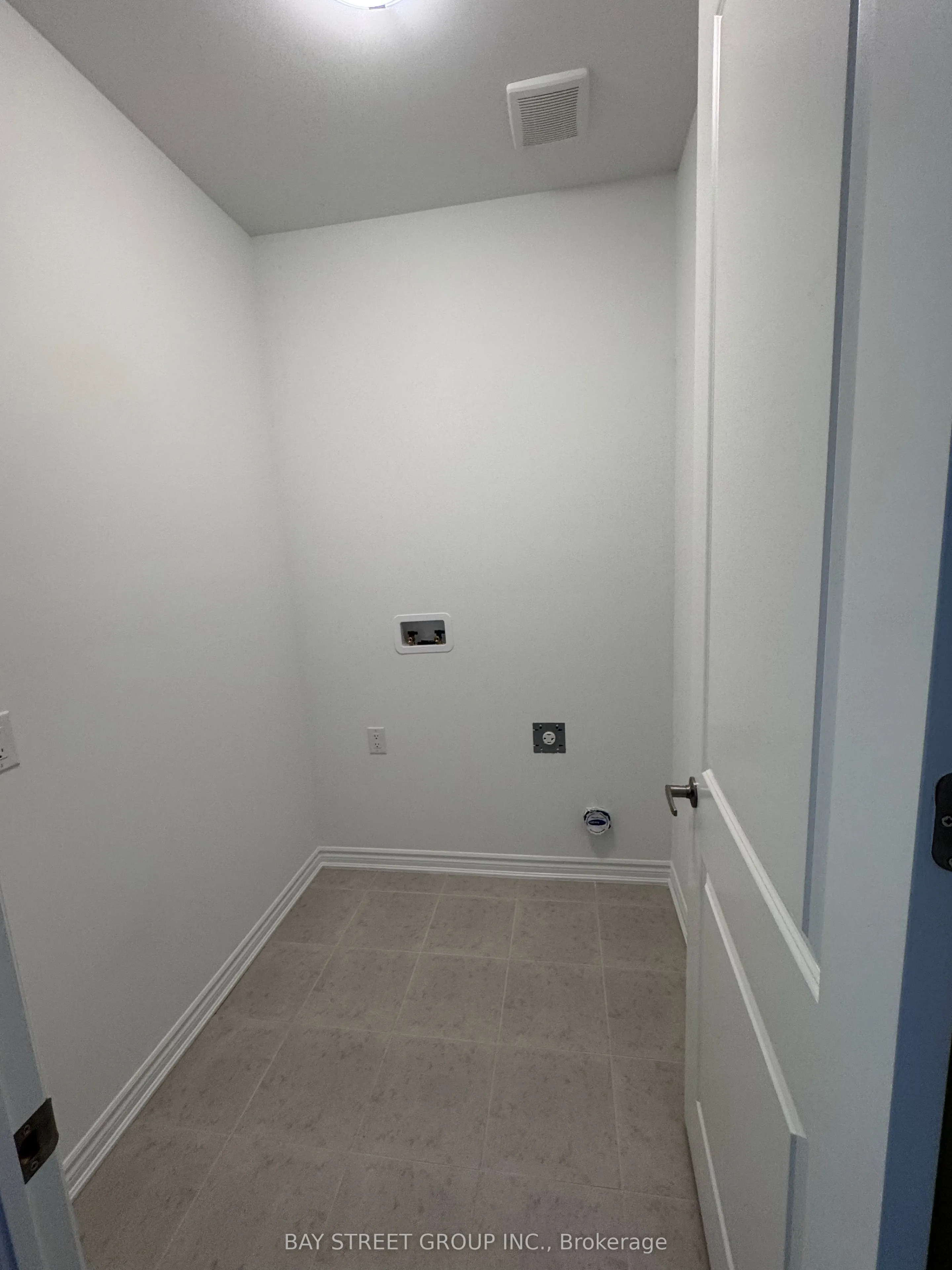 1508 Rothbury Cres Crescent