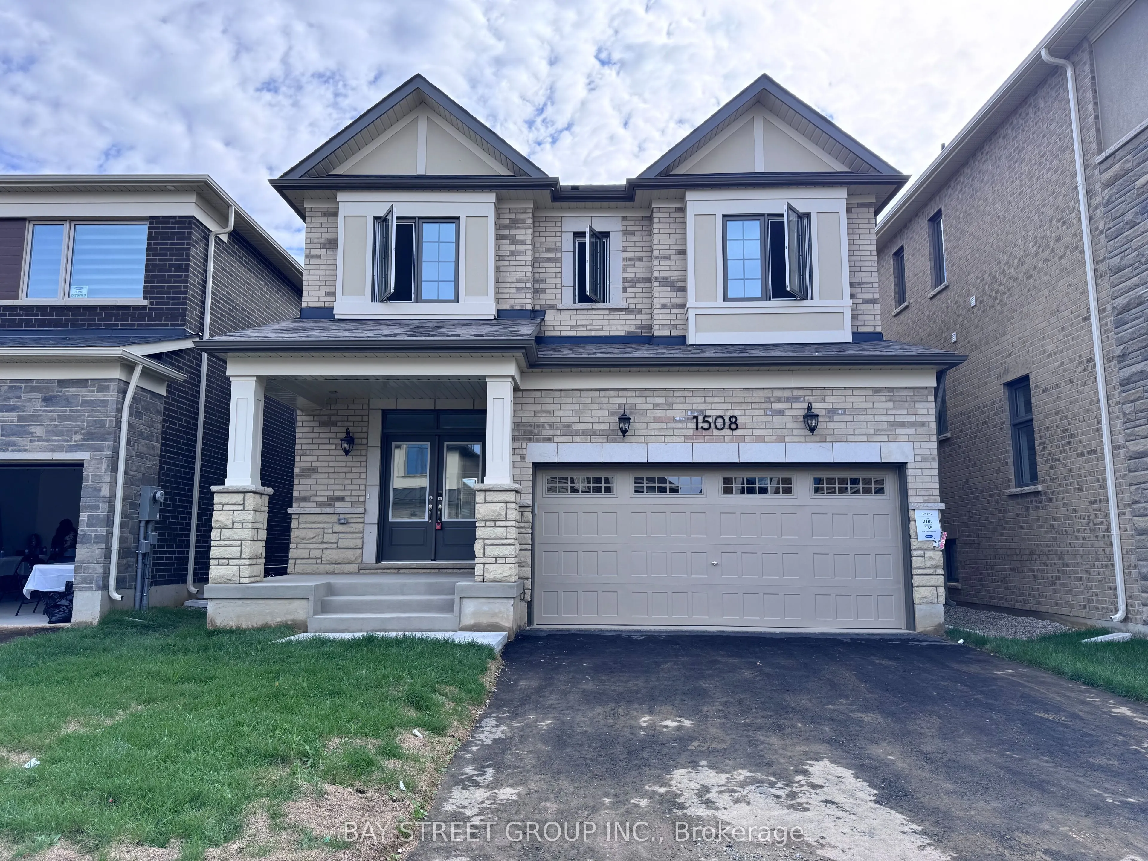 1508 Rothbury Cres Crescent