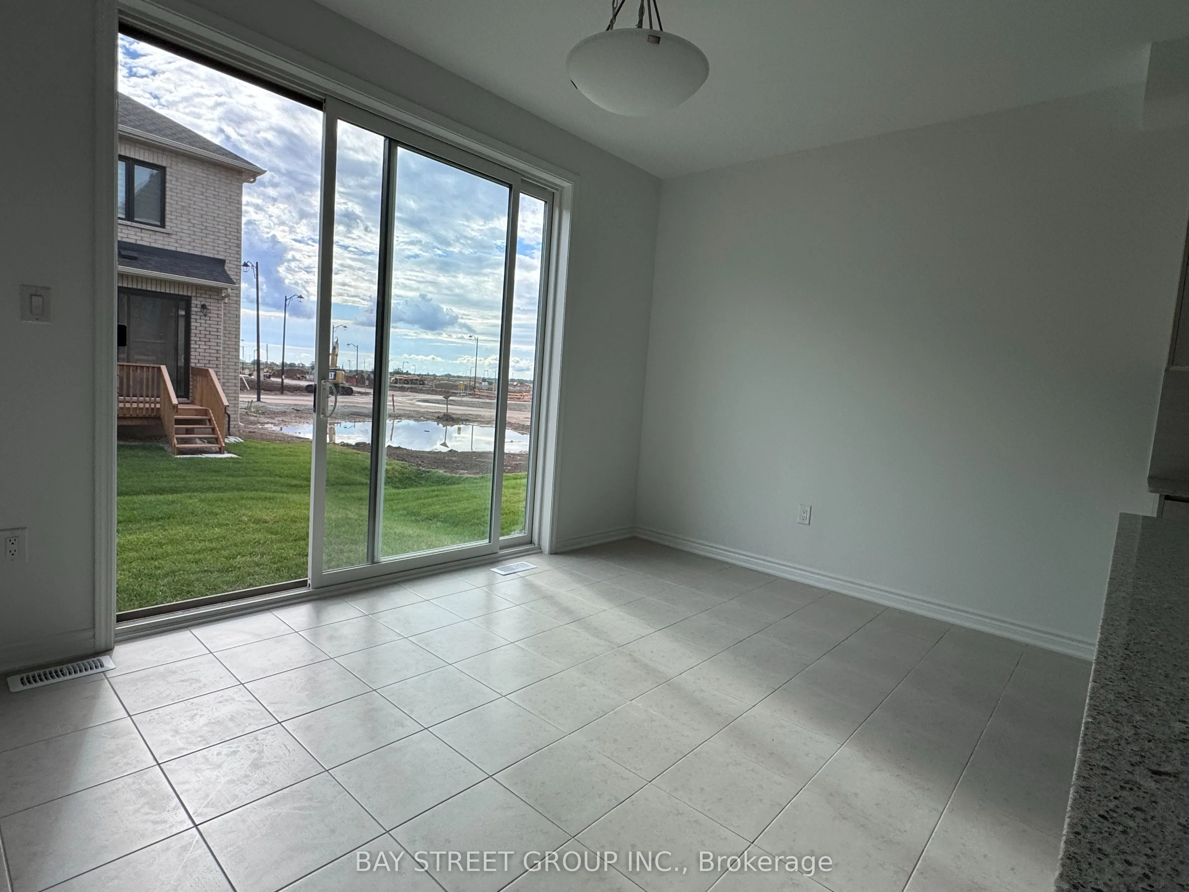 1508 Rothbury Cres Crescent