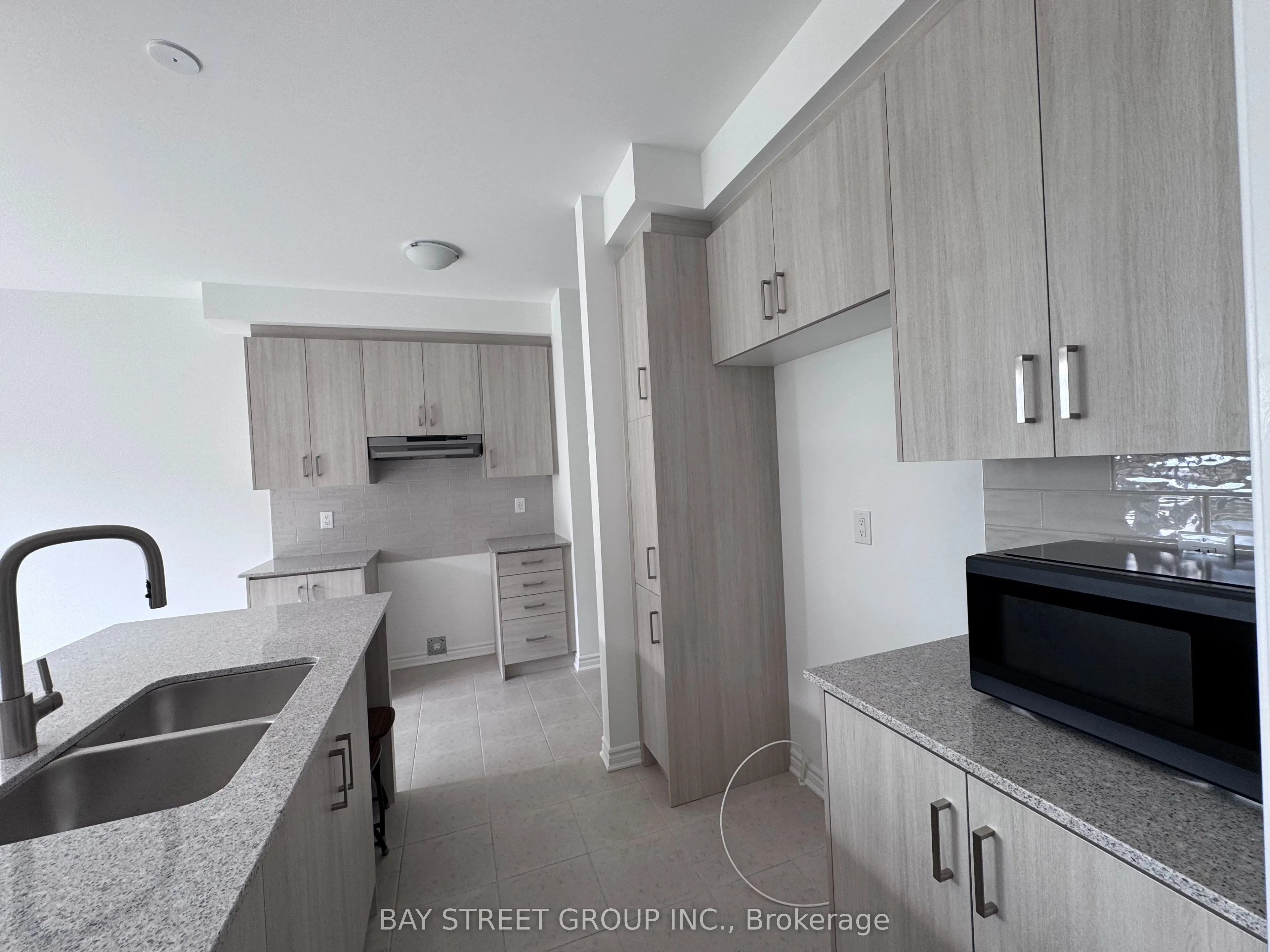 1508 Rothbury Cres Crescent