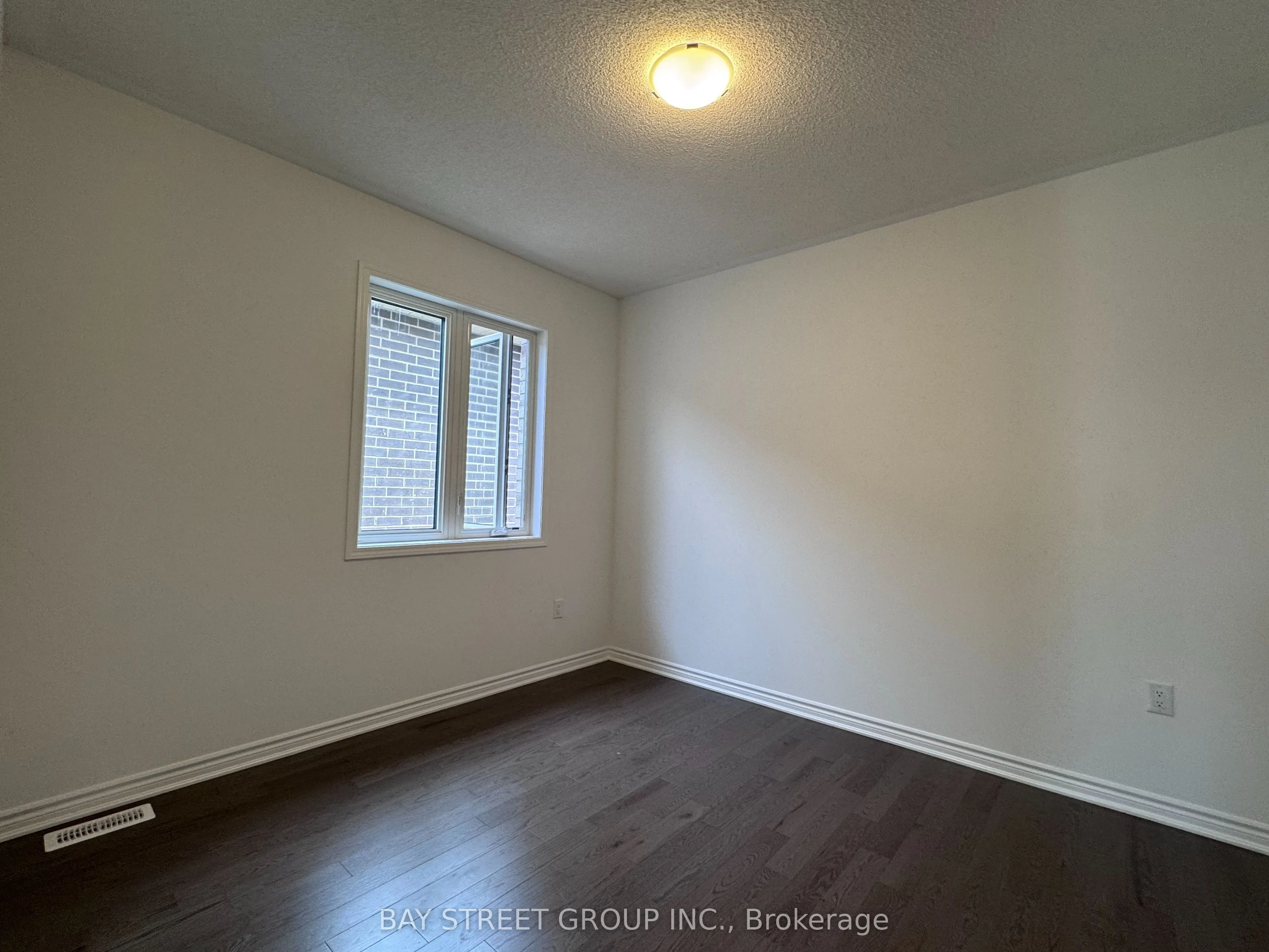 1508 Rothbury Cres Crescent