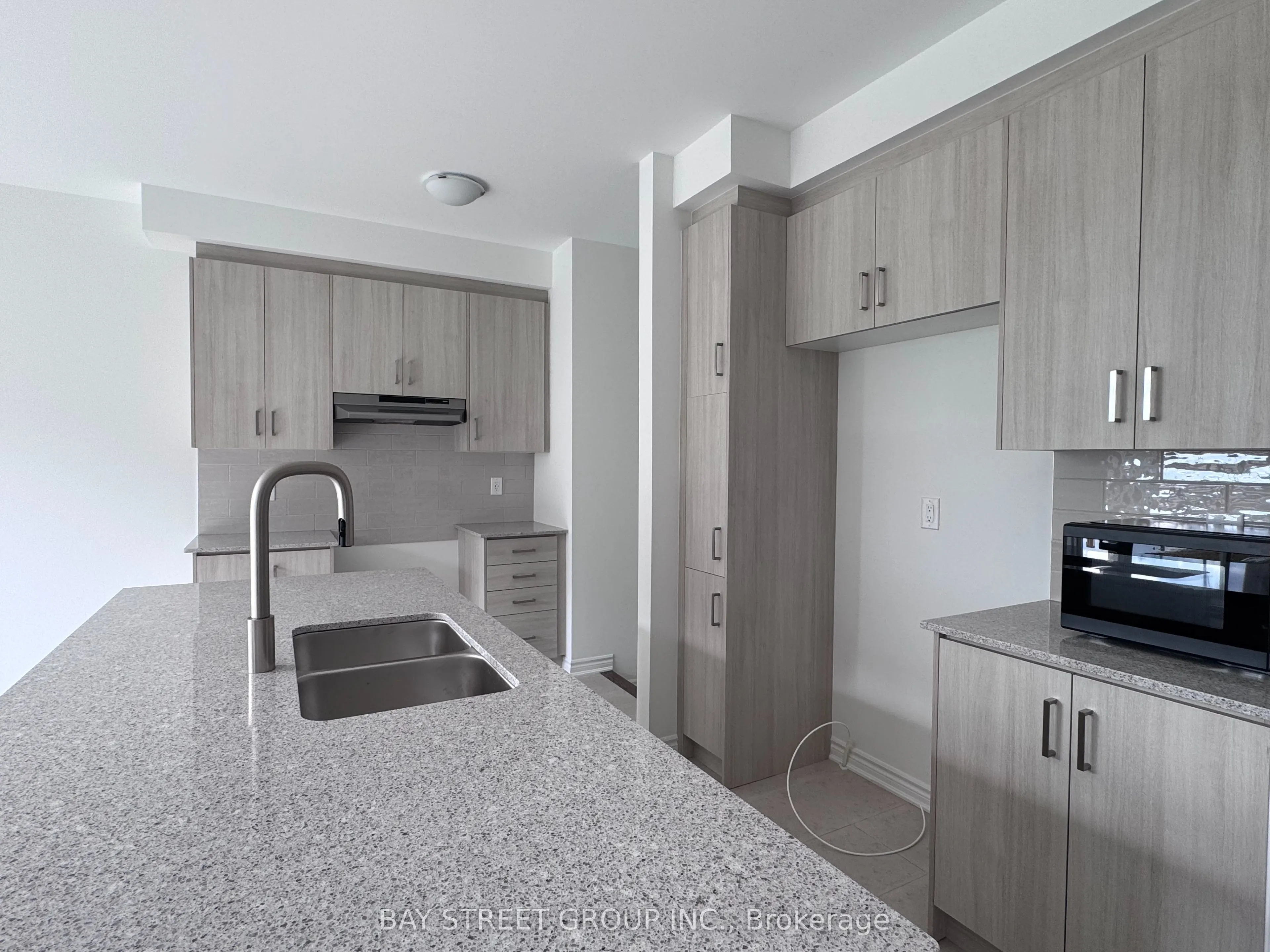 1508 Rothbury Cres Crescent