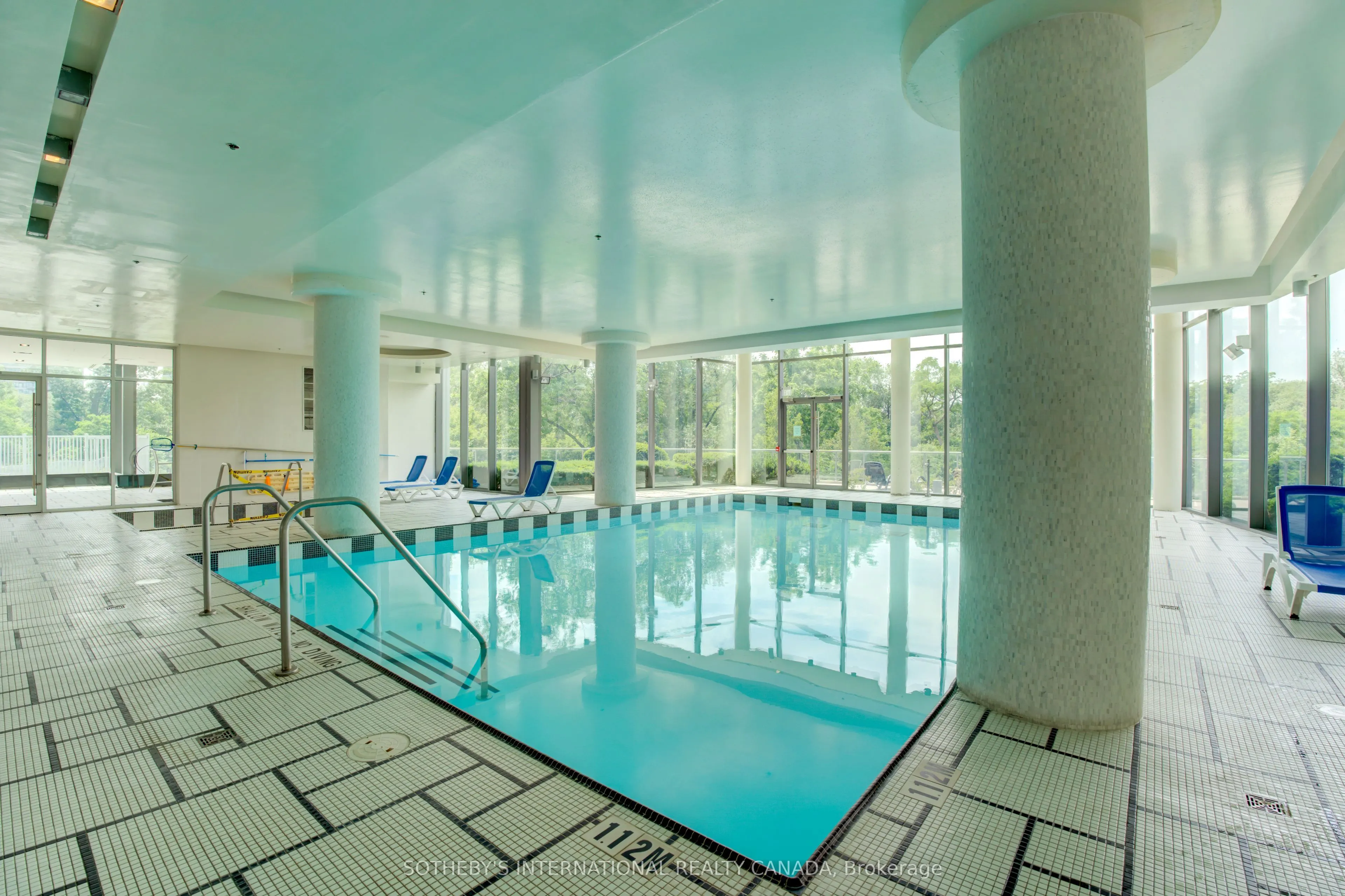 90 Park Lawn Road, #805