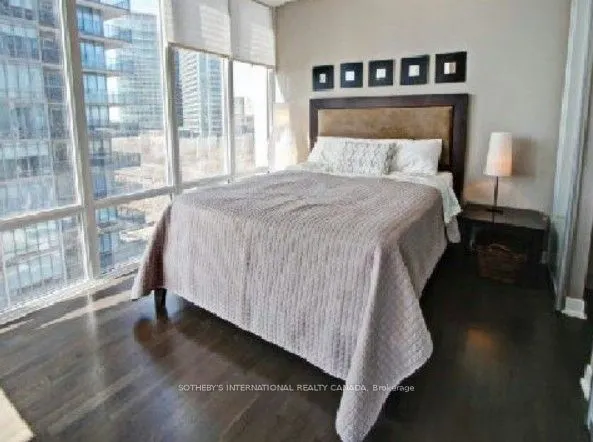 90 Park Lawn Road, #805