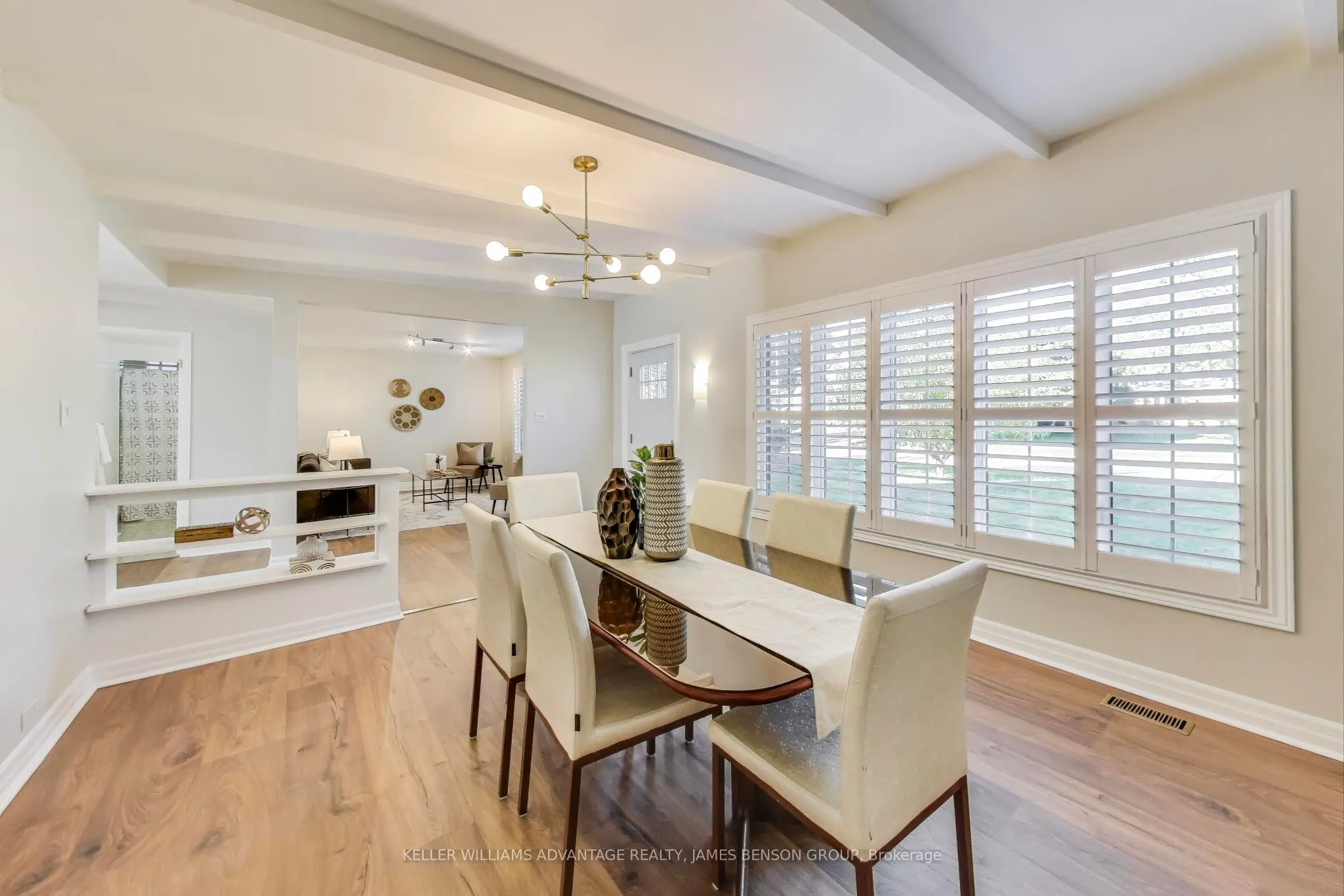 1188 Mineola Gardens