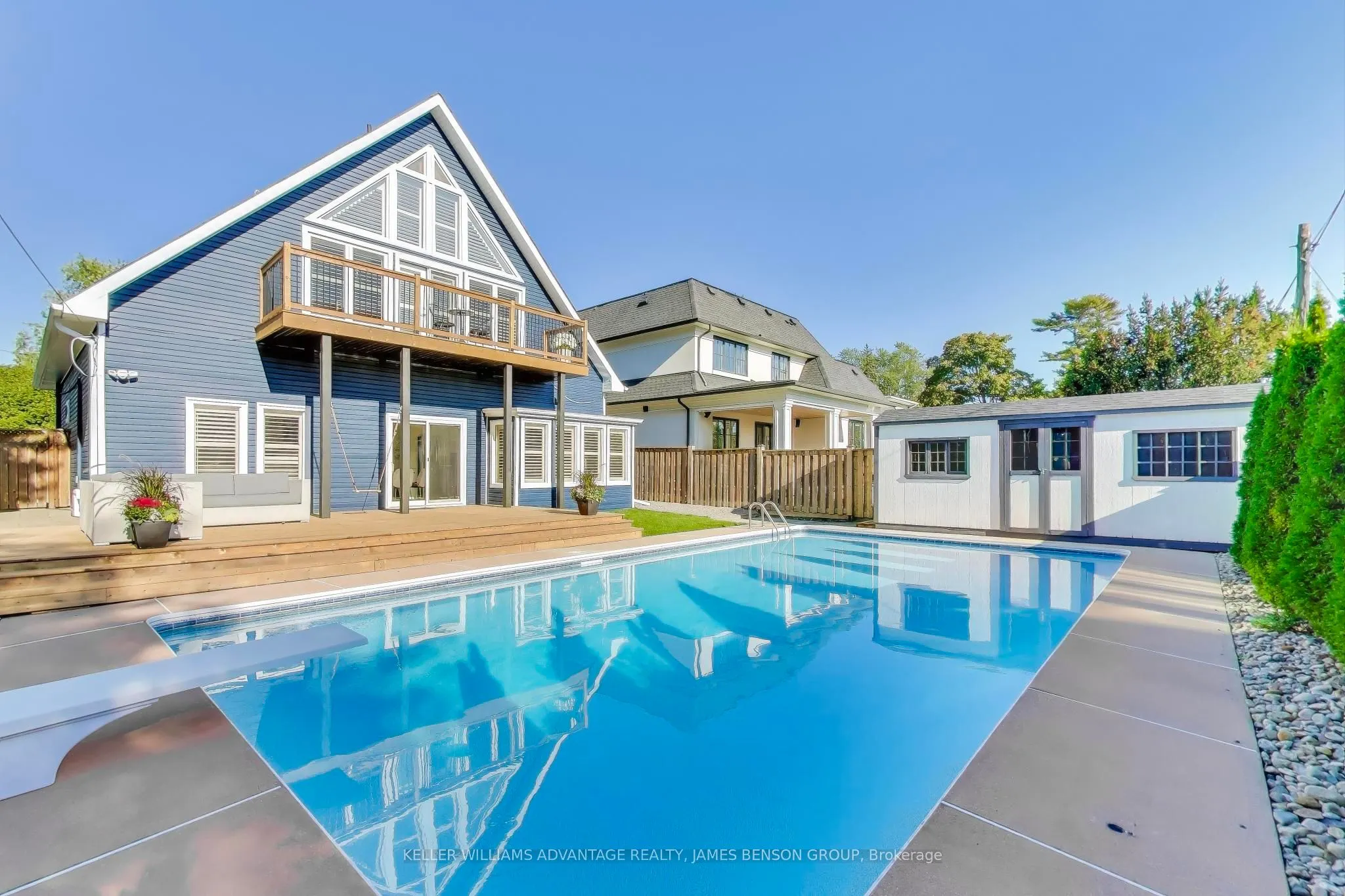 1188 Mineola Gardens