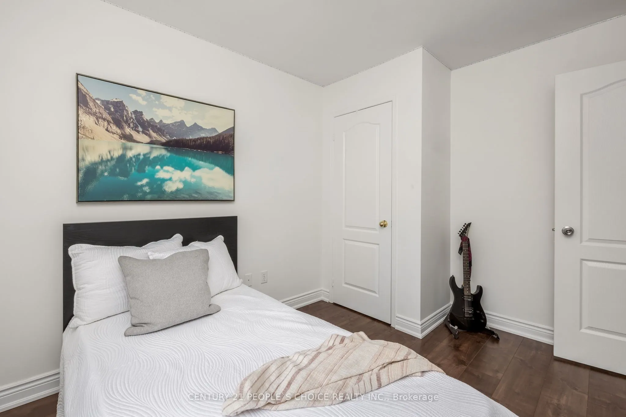 25 Trumpet Valley Boulevard