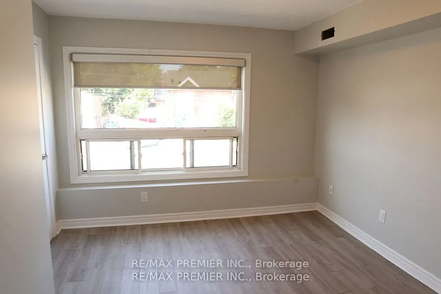 1657 Weston Road, #2 Flr
