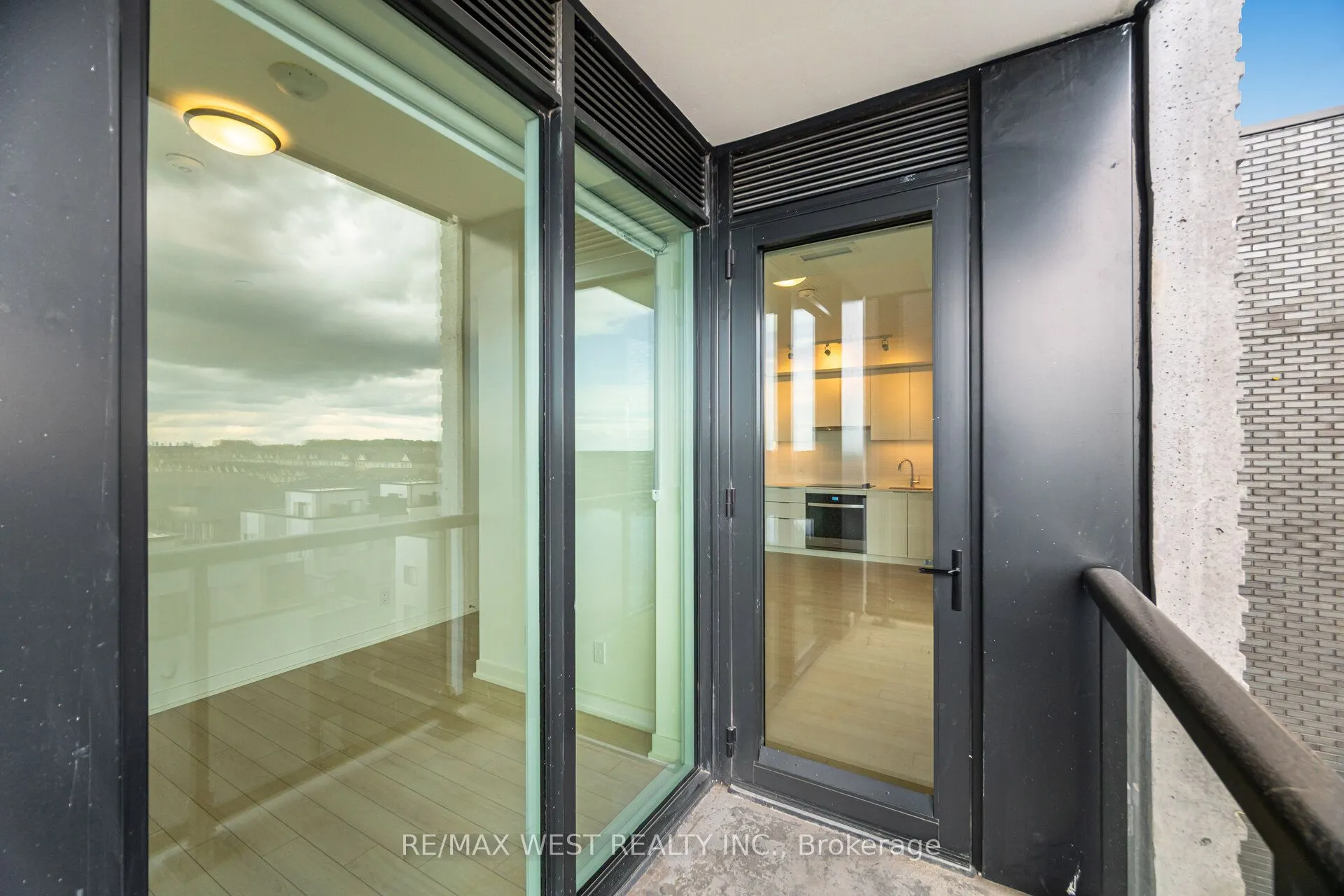 3079 Trafalgar Road, #610