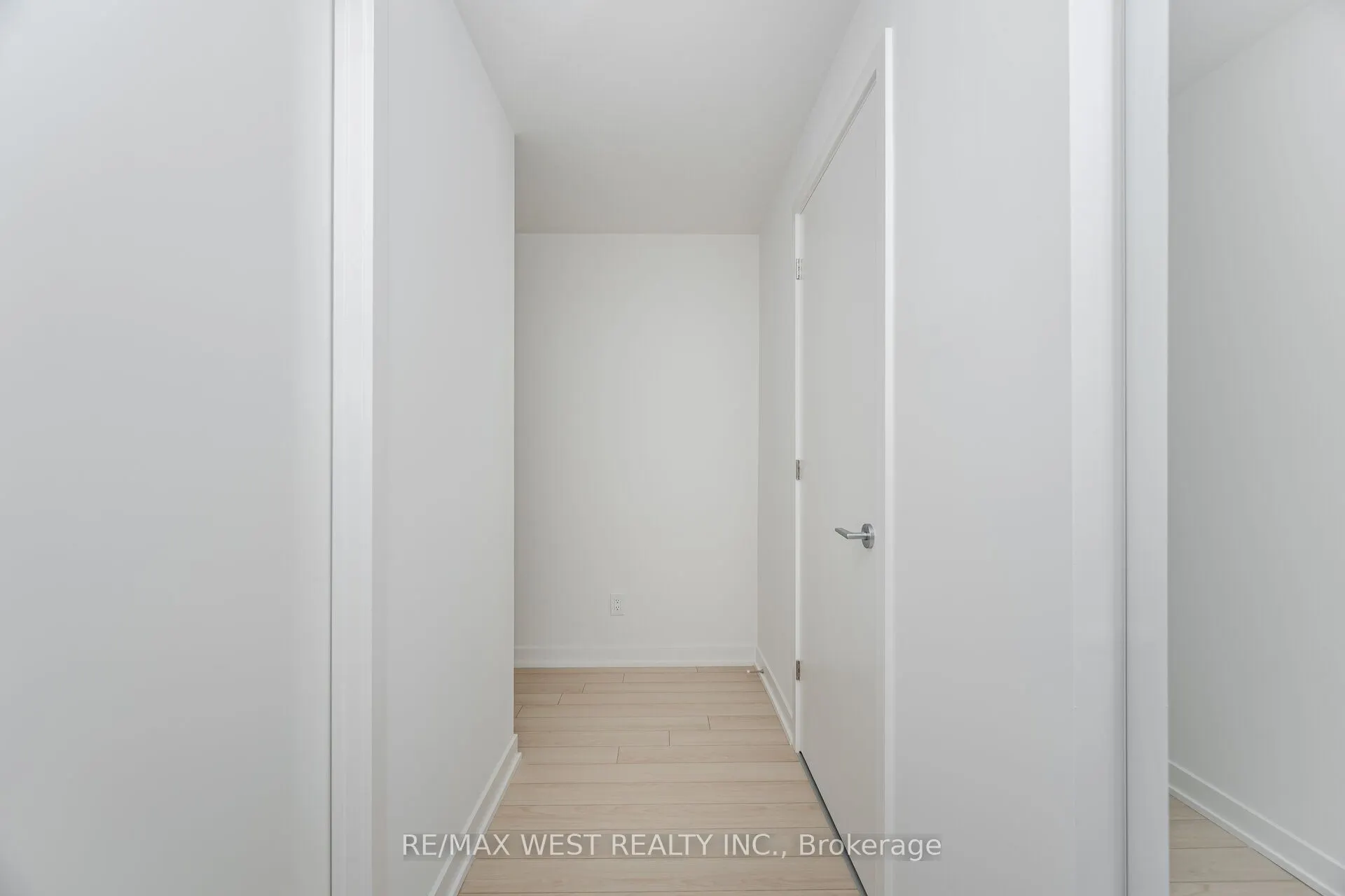 3079 Trafalgar Road, #610